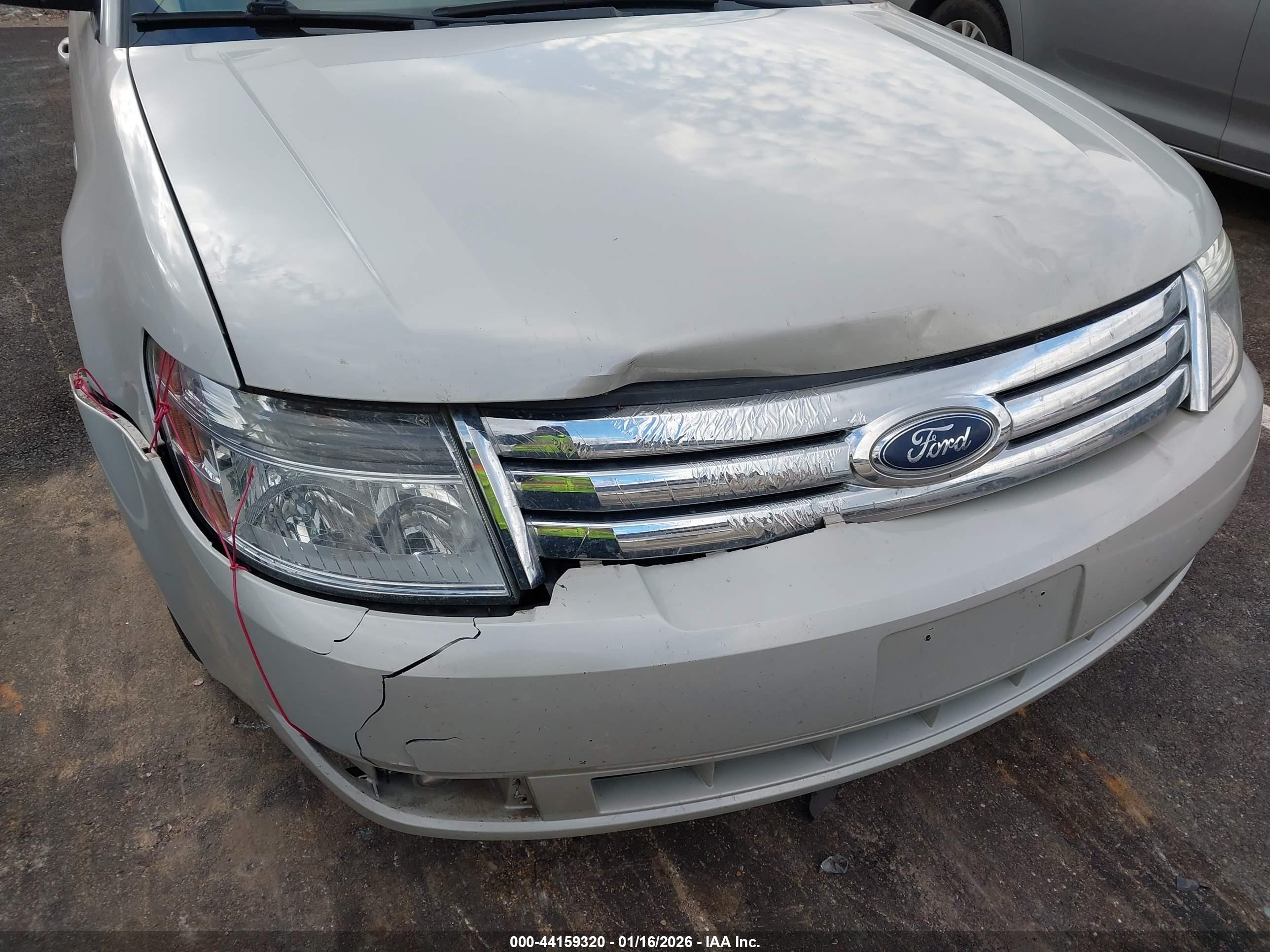 FORD TAURUS image 6