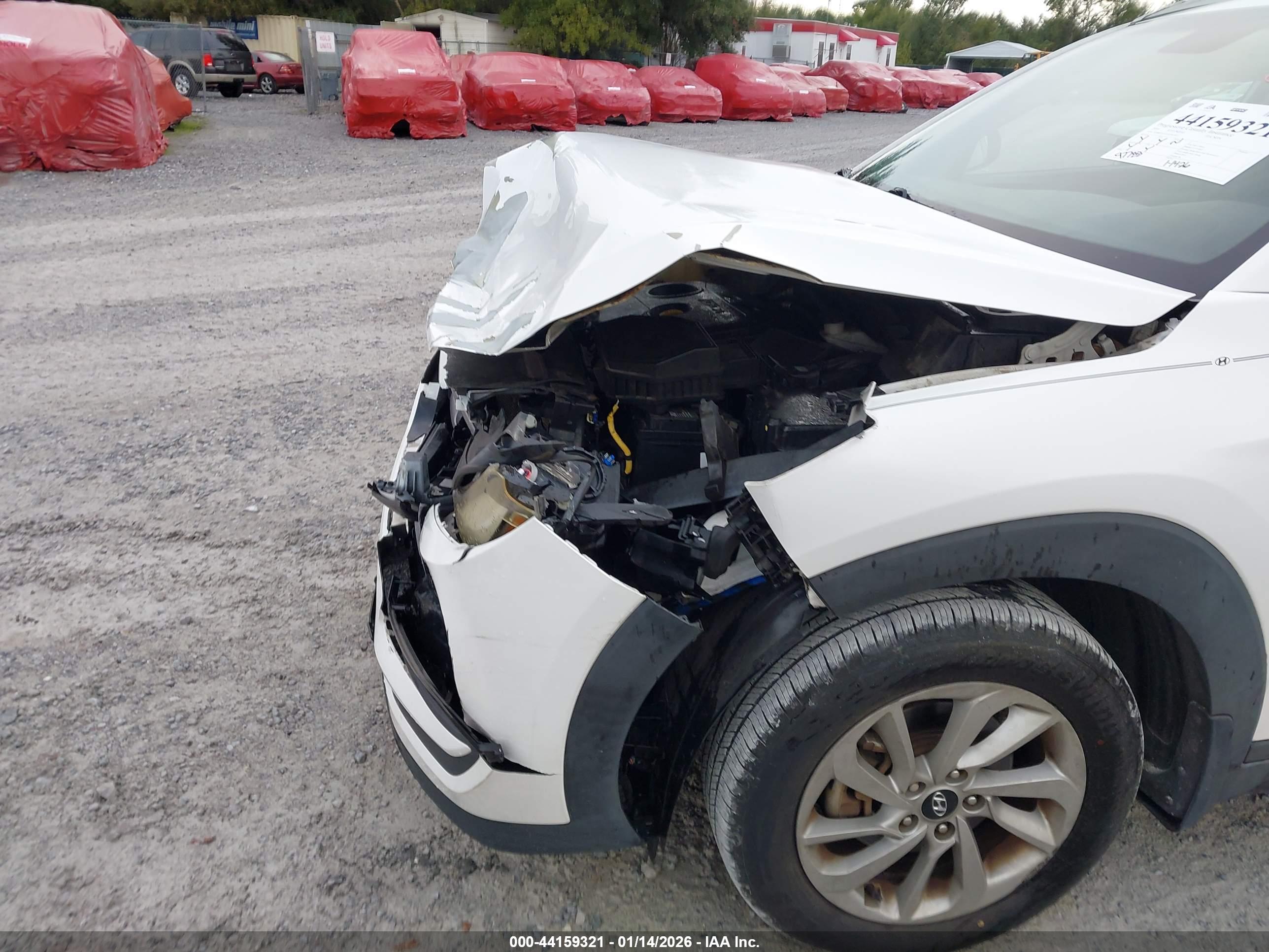HYUNDAI TUCSON image 6