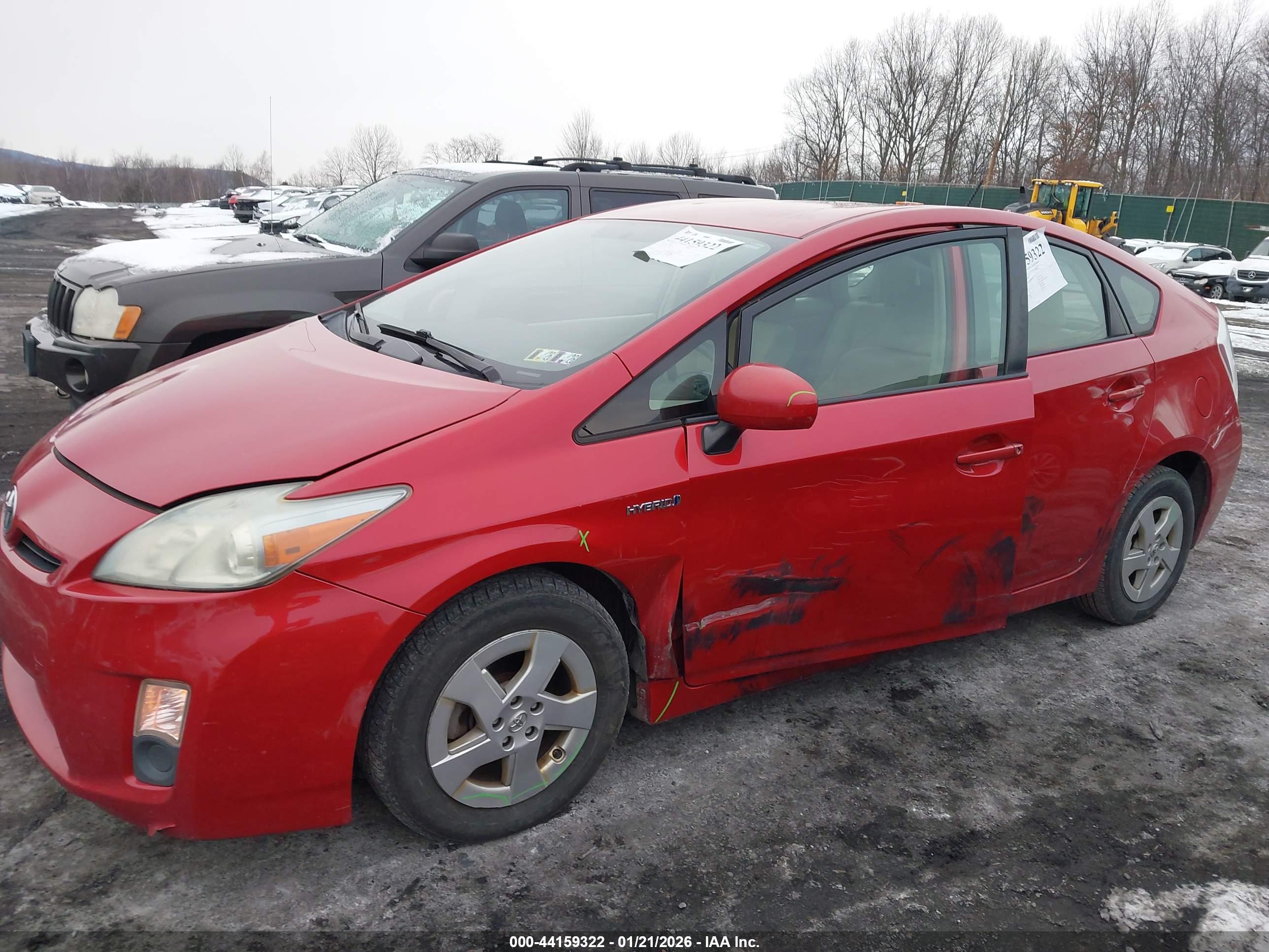 TOYOTA PRIUS image 6