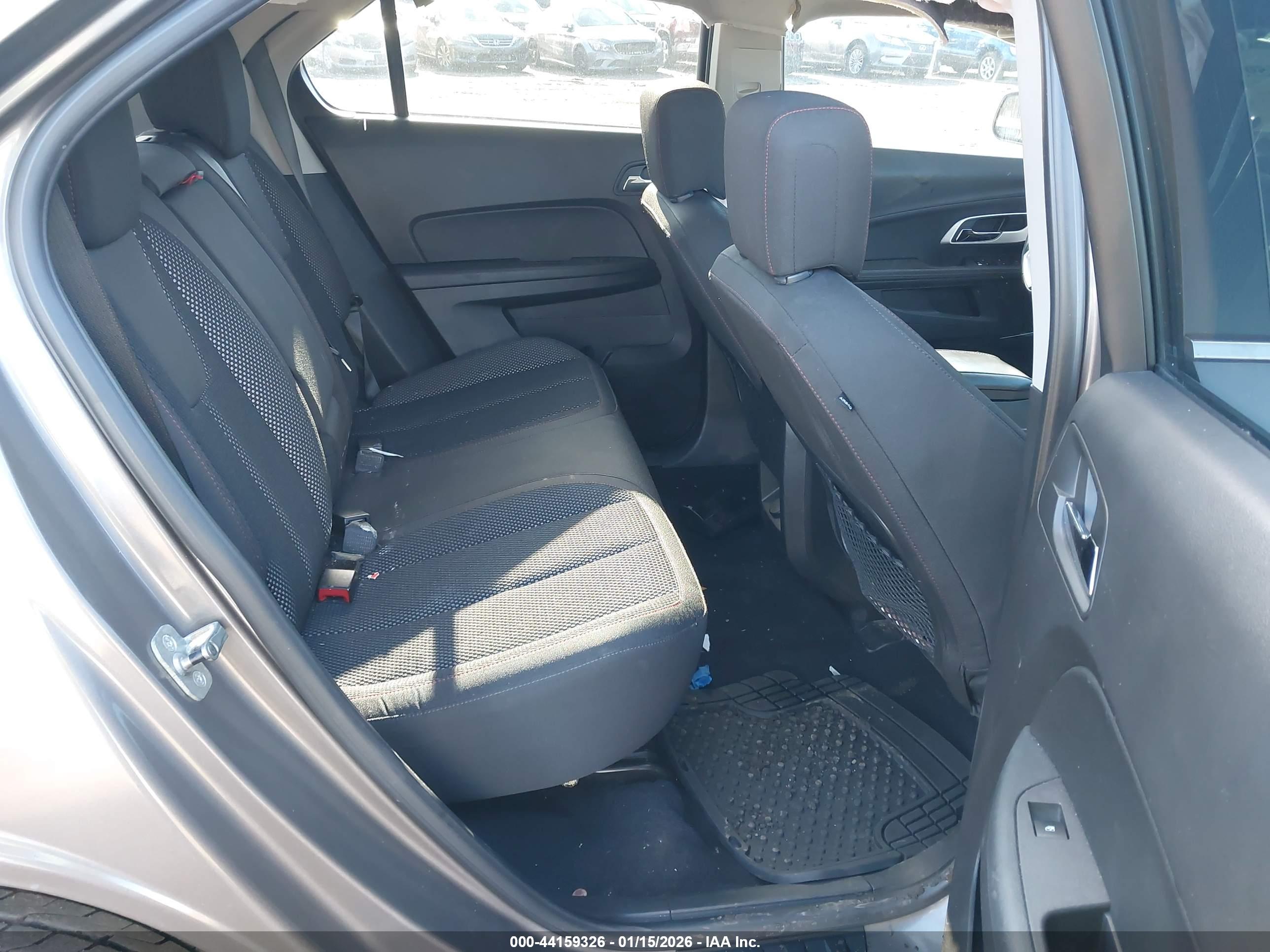 CHEVROLET EQUINOX image 8