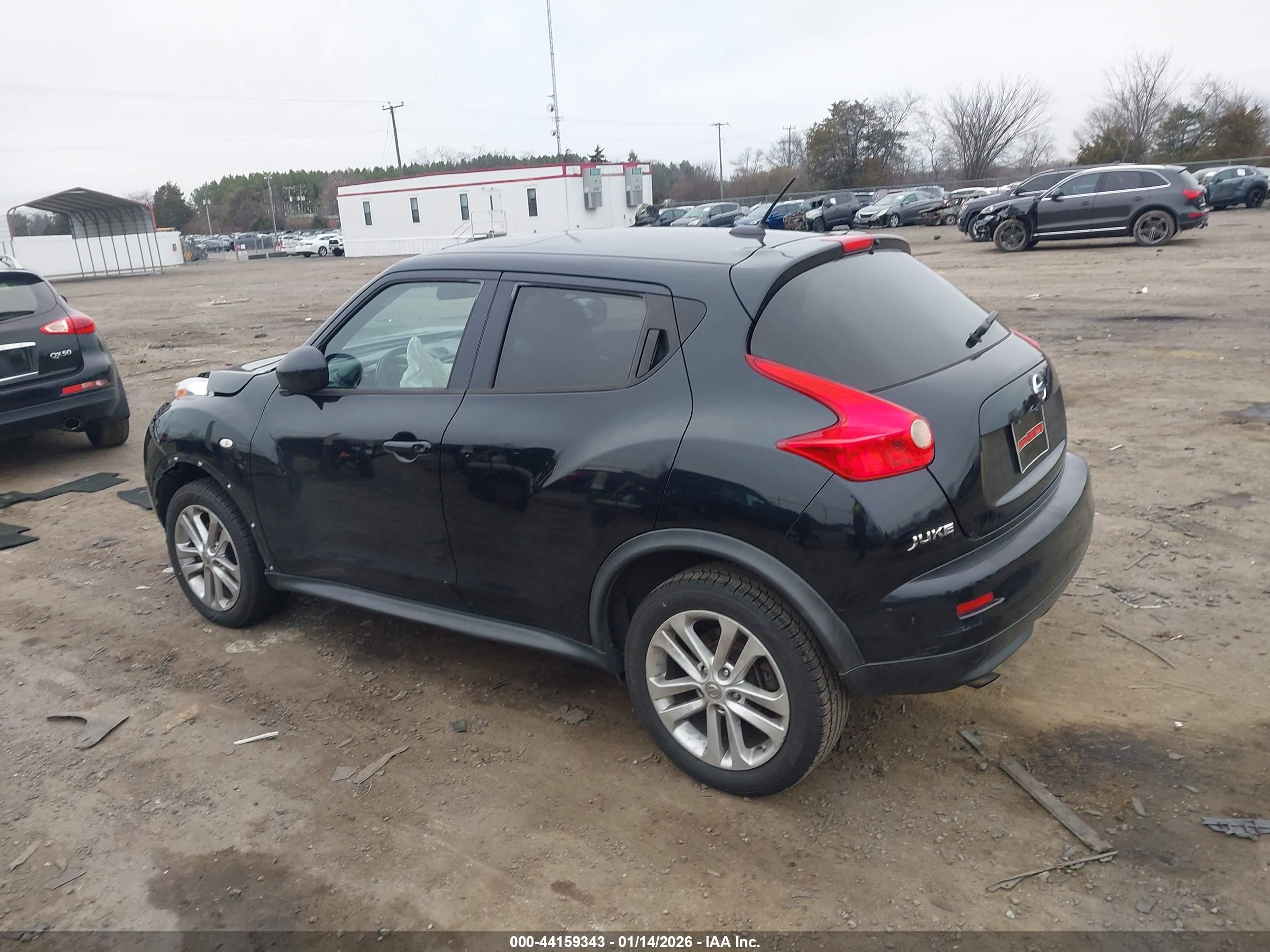 NISSAN JUKE image 3