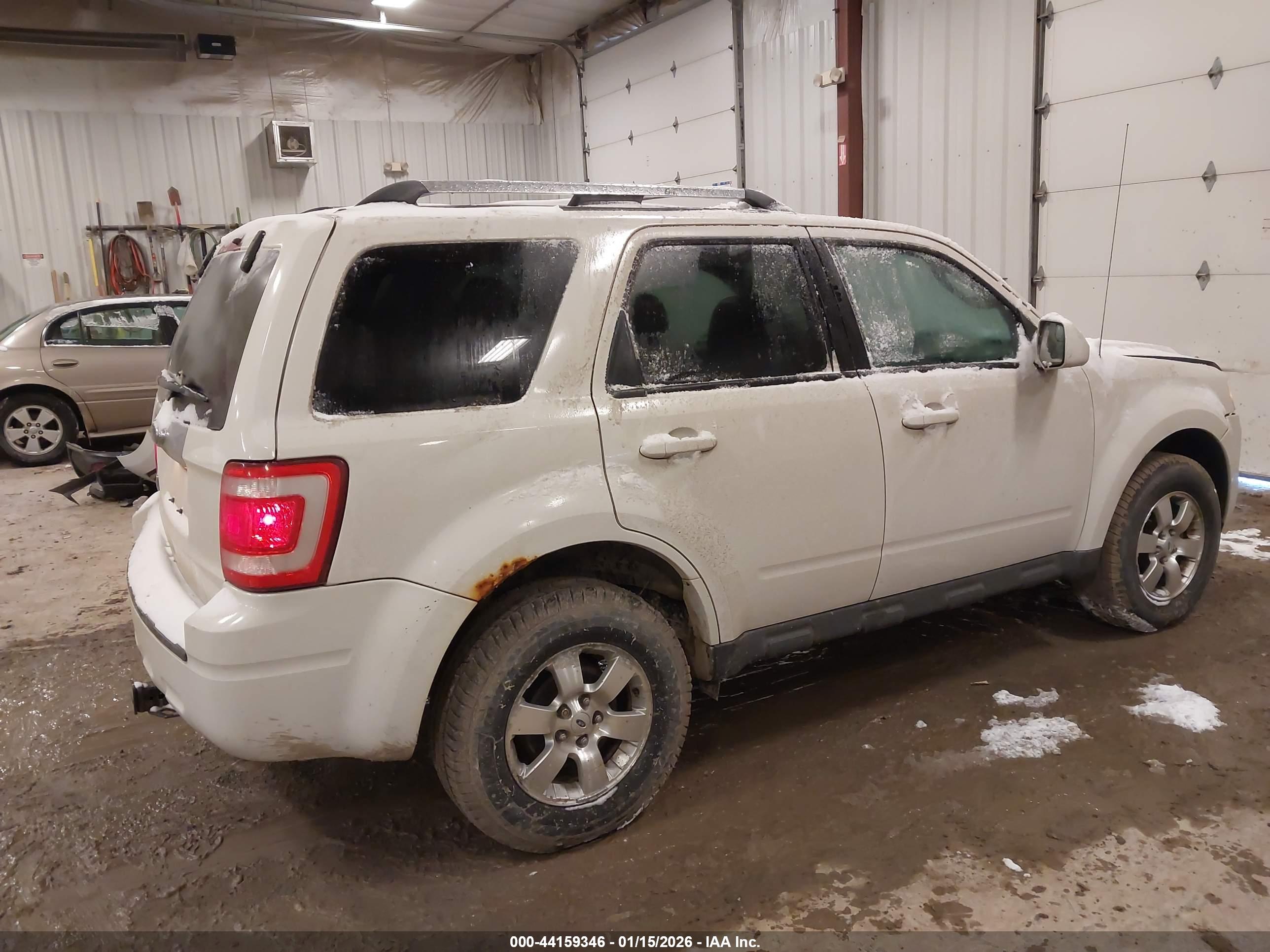 FORD ESCAPE image 4