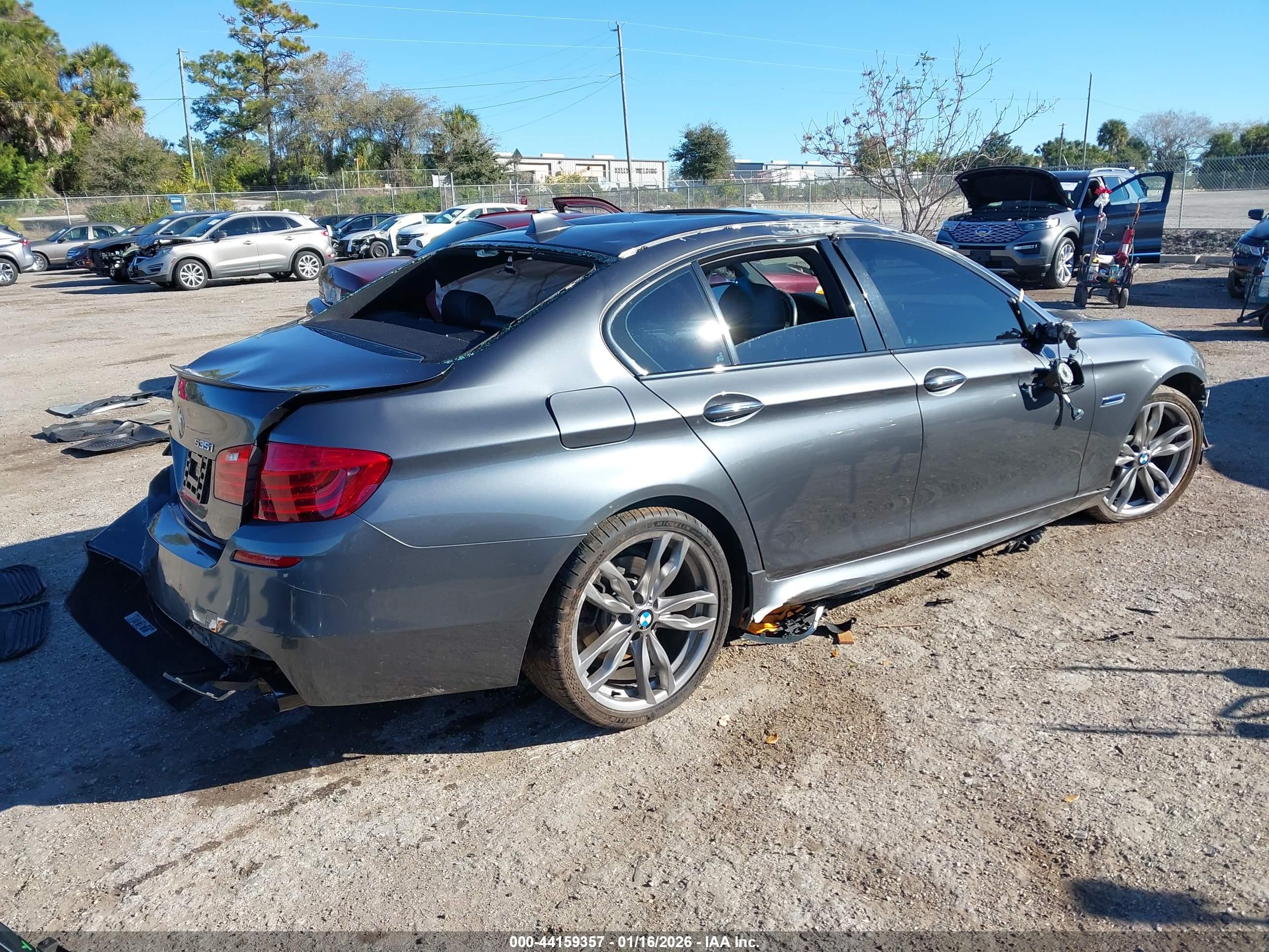 BMW 535I image 4