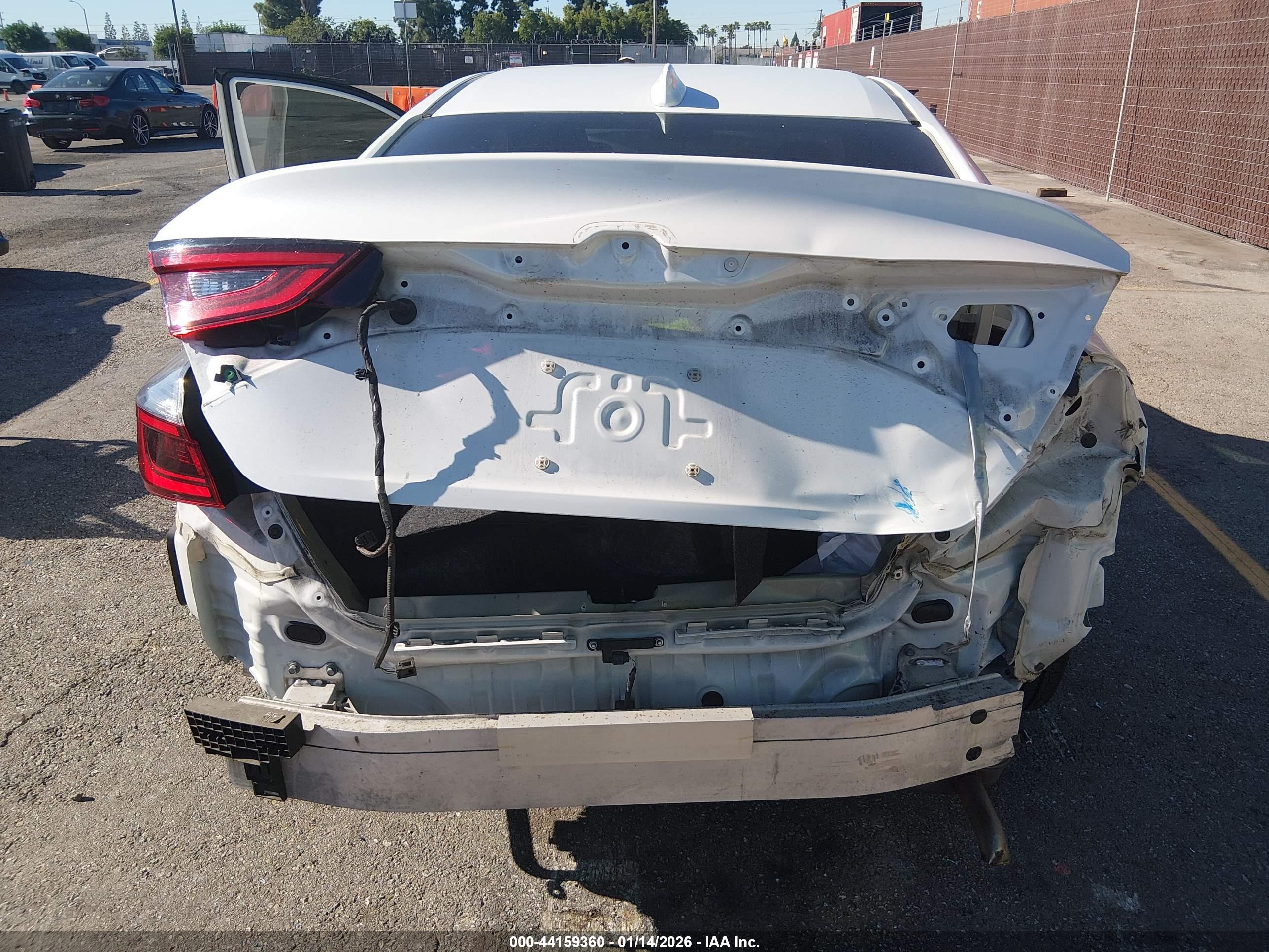 HONDA INSIGHT image 6
