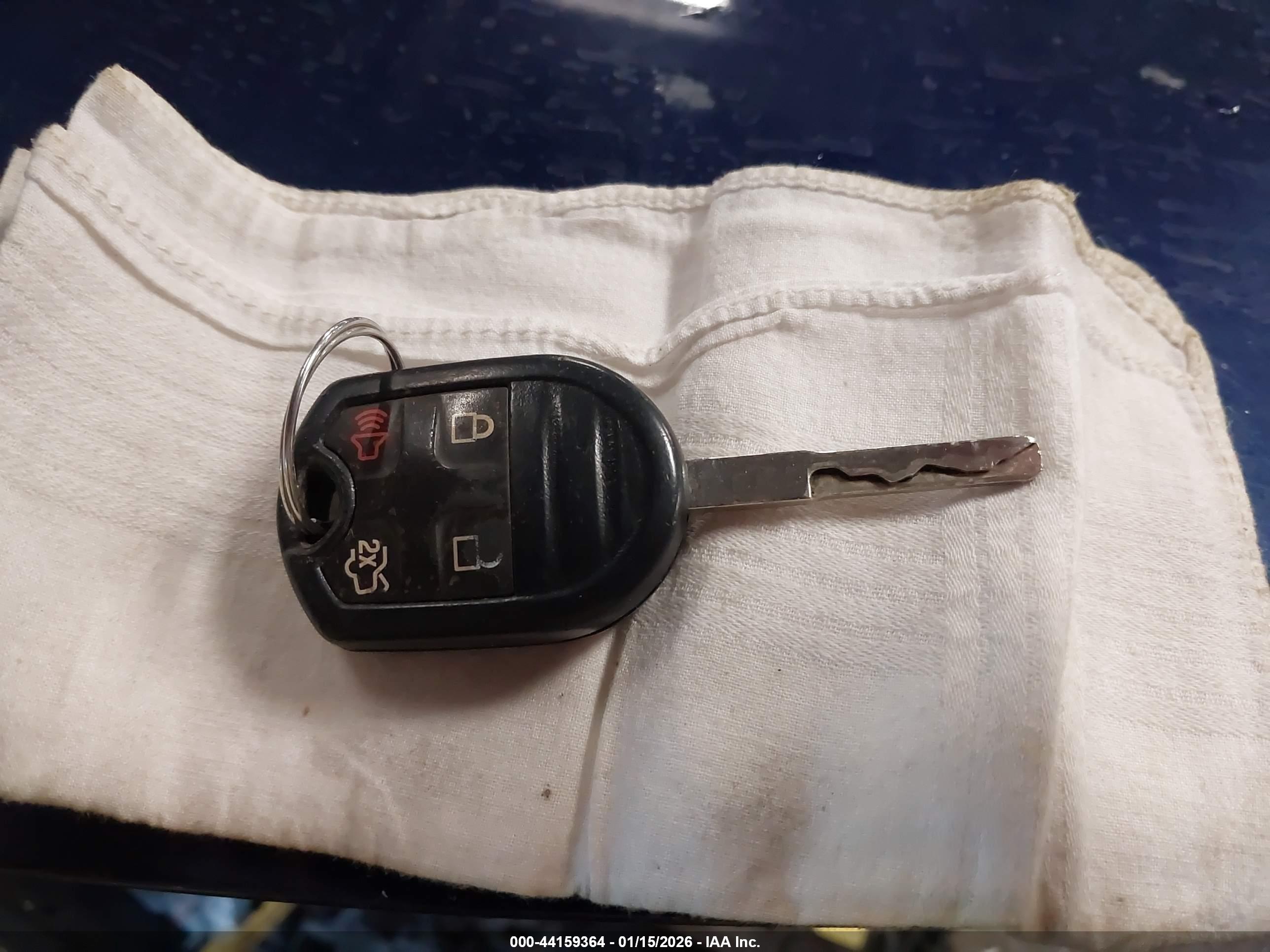FORD FIESTA image 11