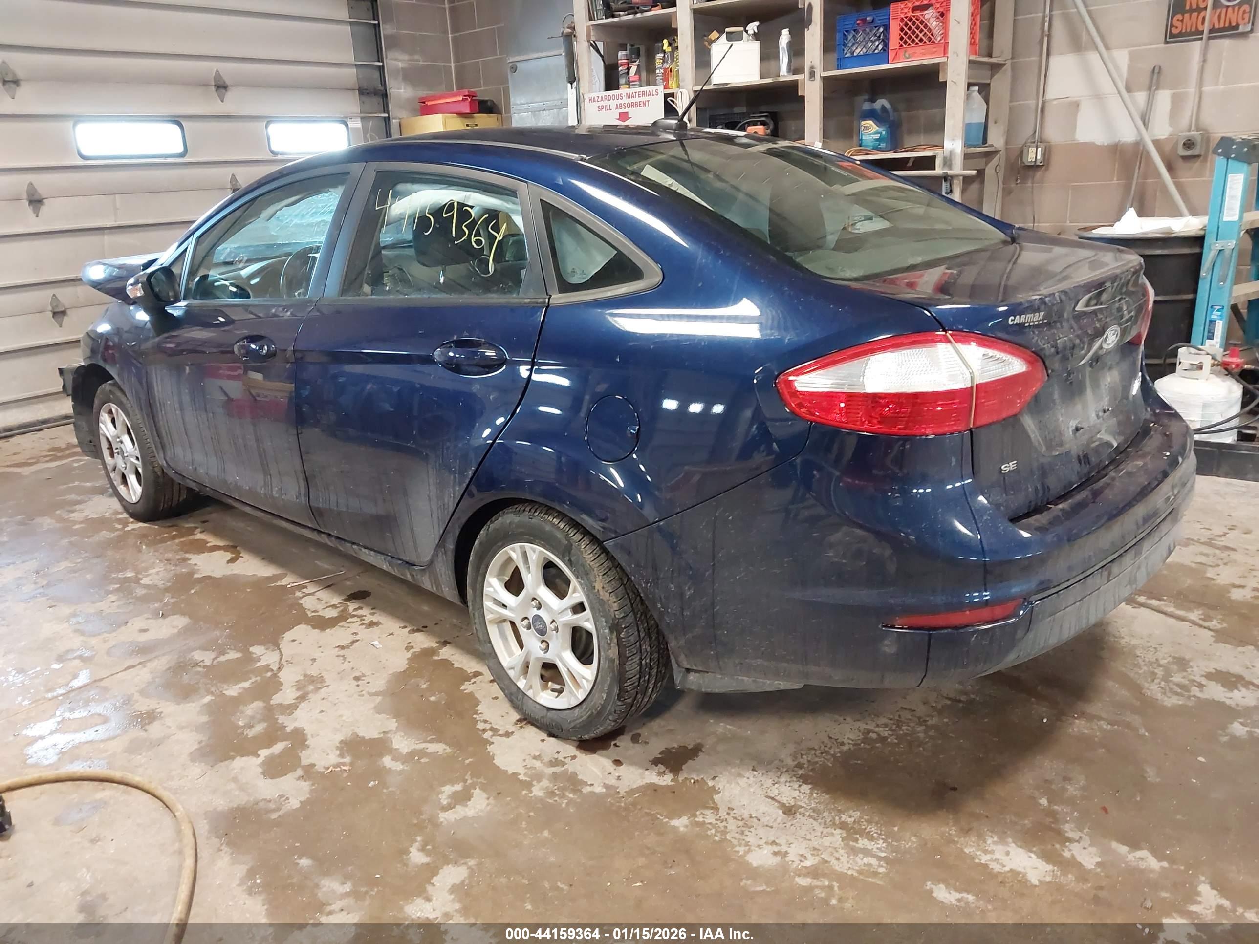 FORD FIESTA image 3