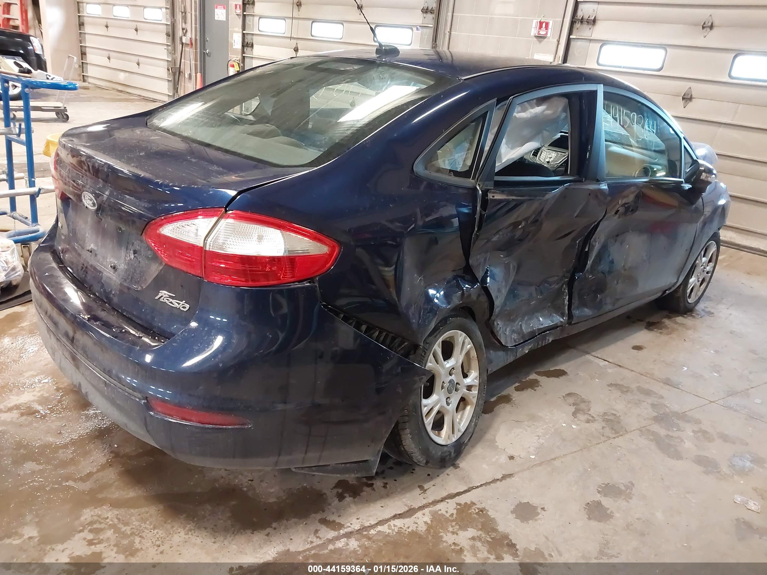 FORD FIESTA image 4