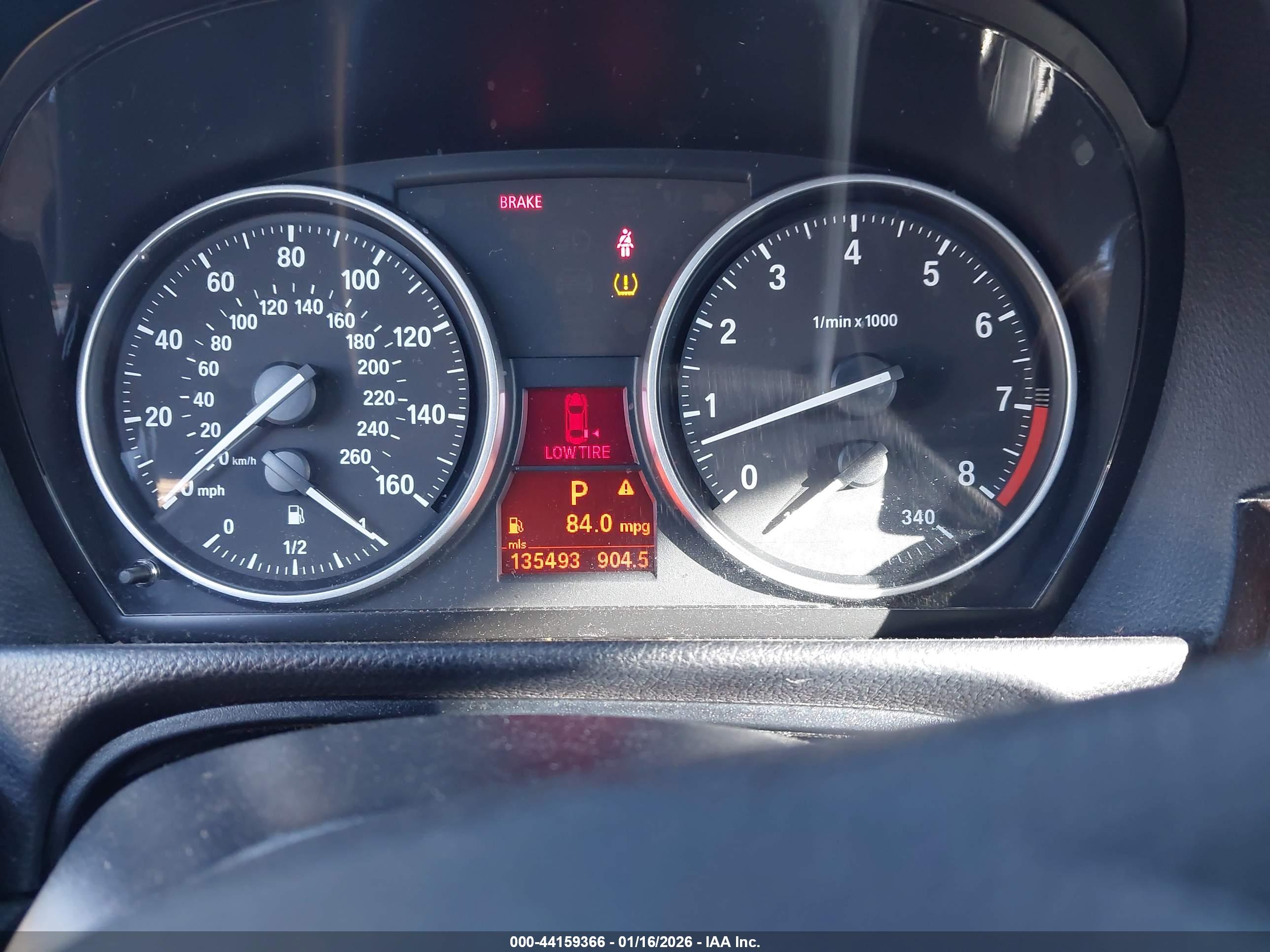 BMW 328I image 7