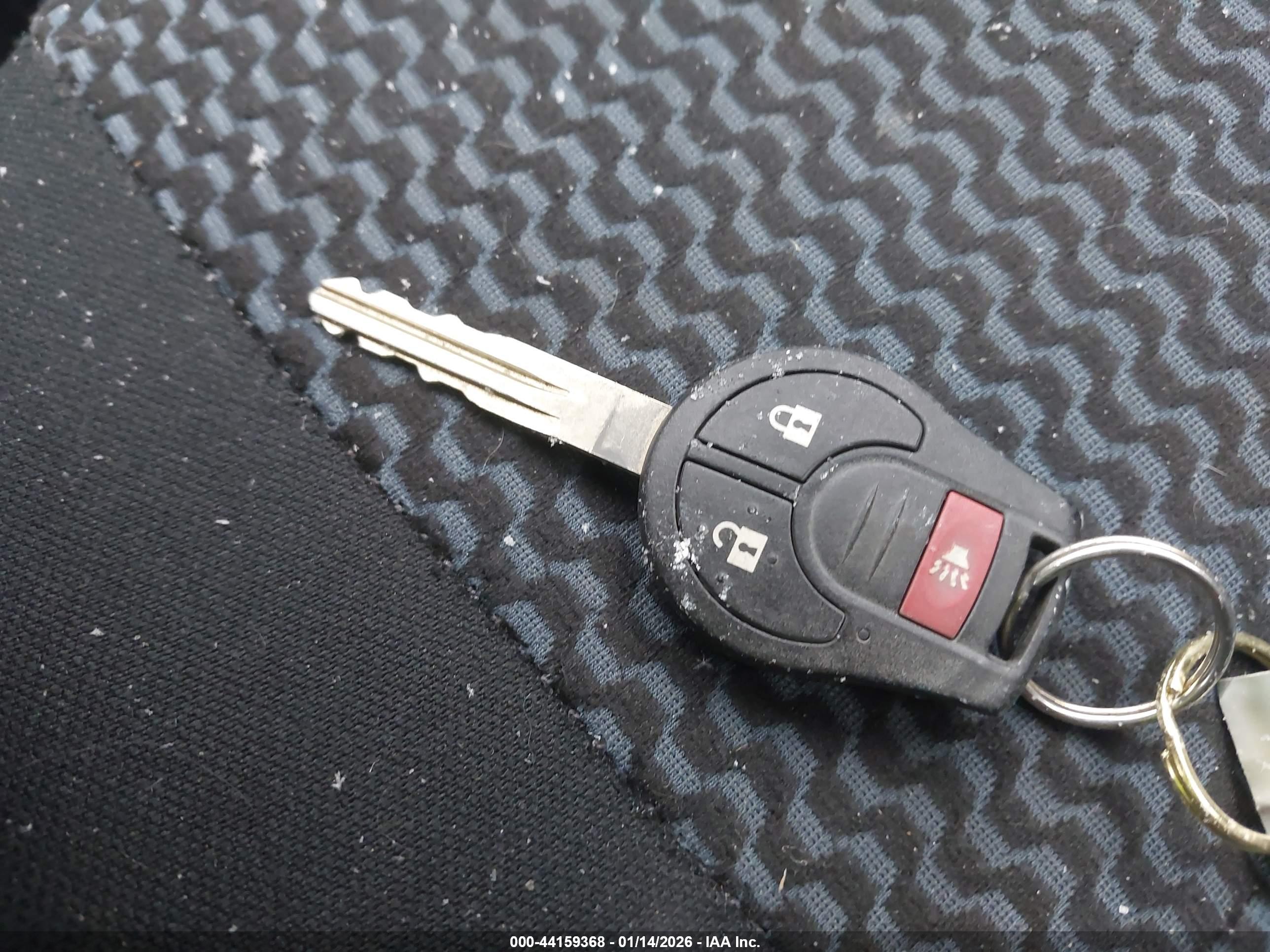 NISSAN VERSA image 11
