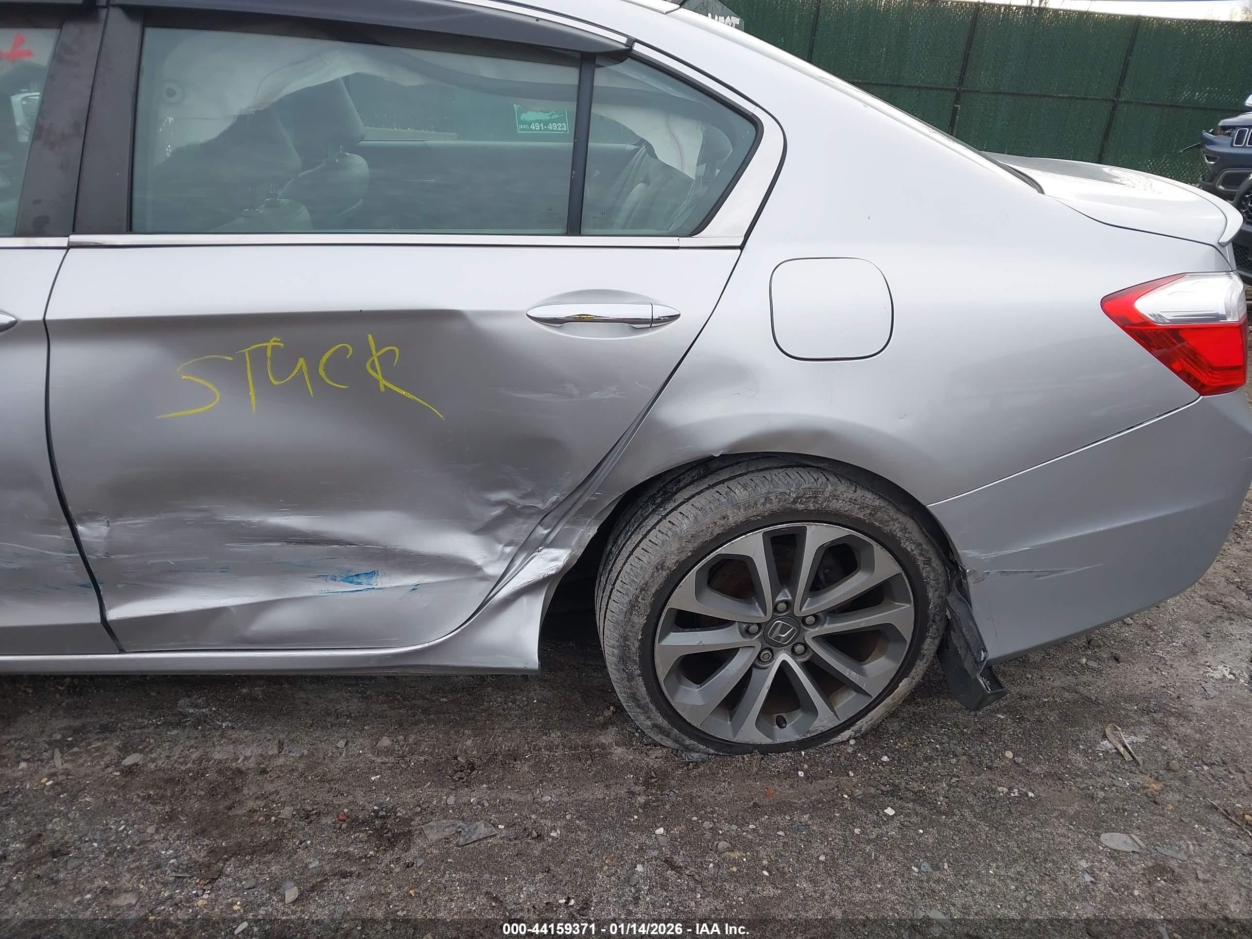HONDA ACCORD image 6