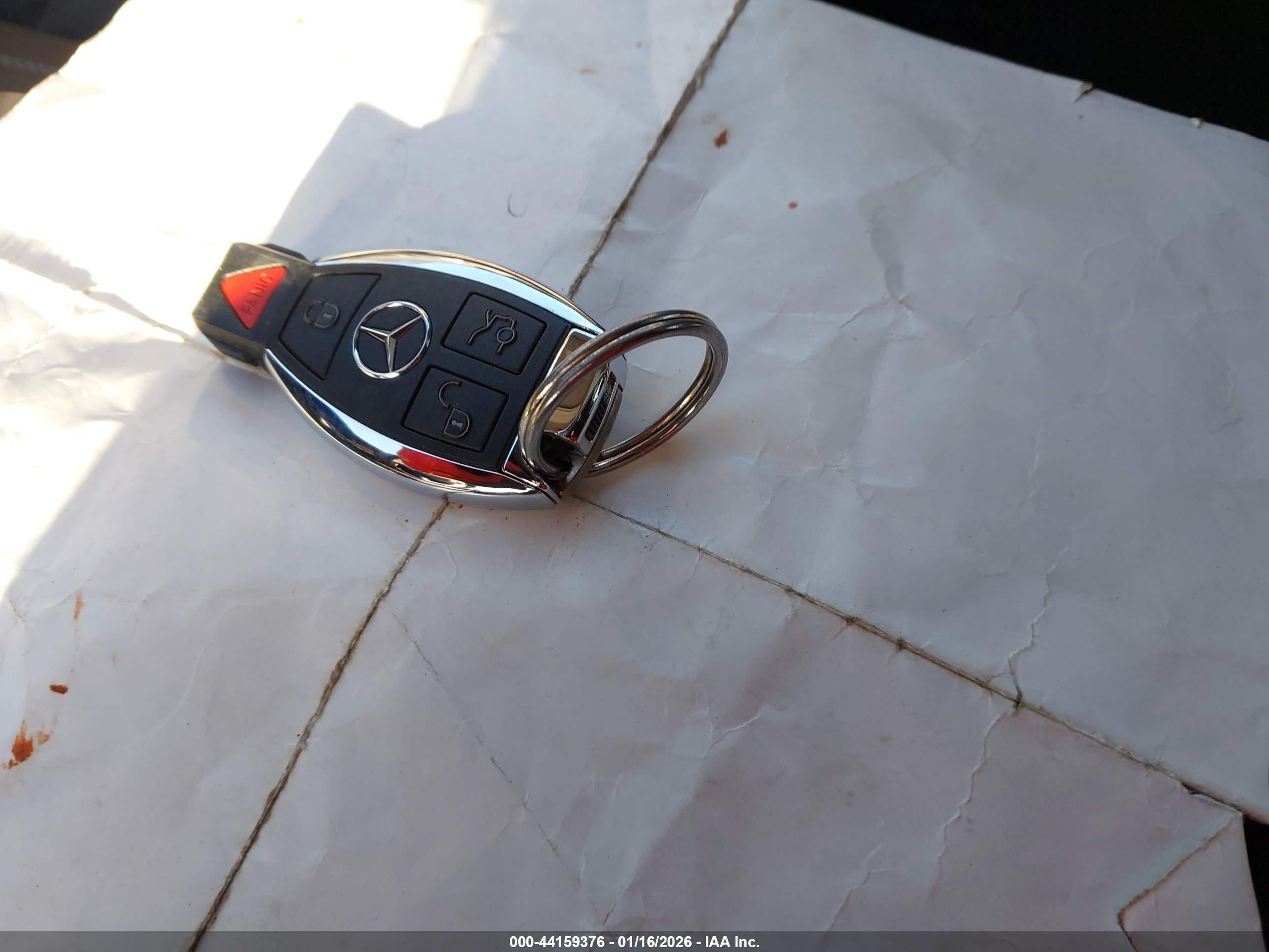 MERCEDES-BENZ E image 11