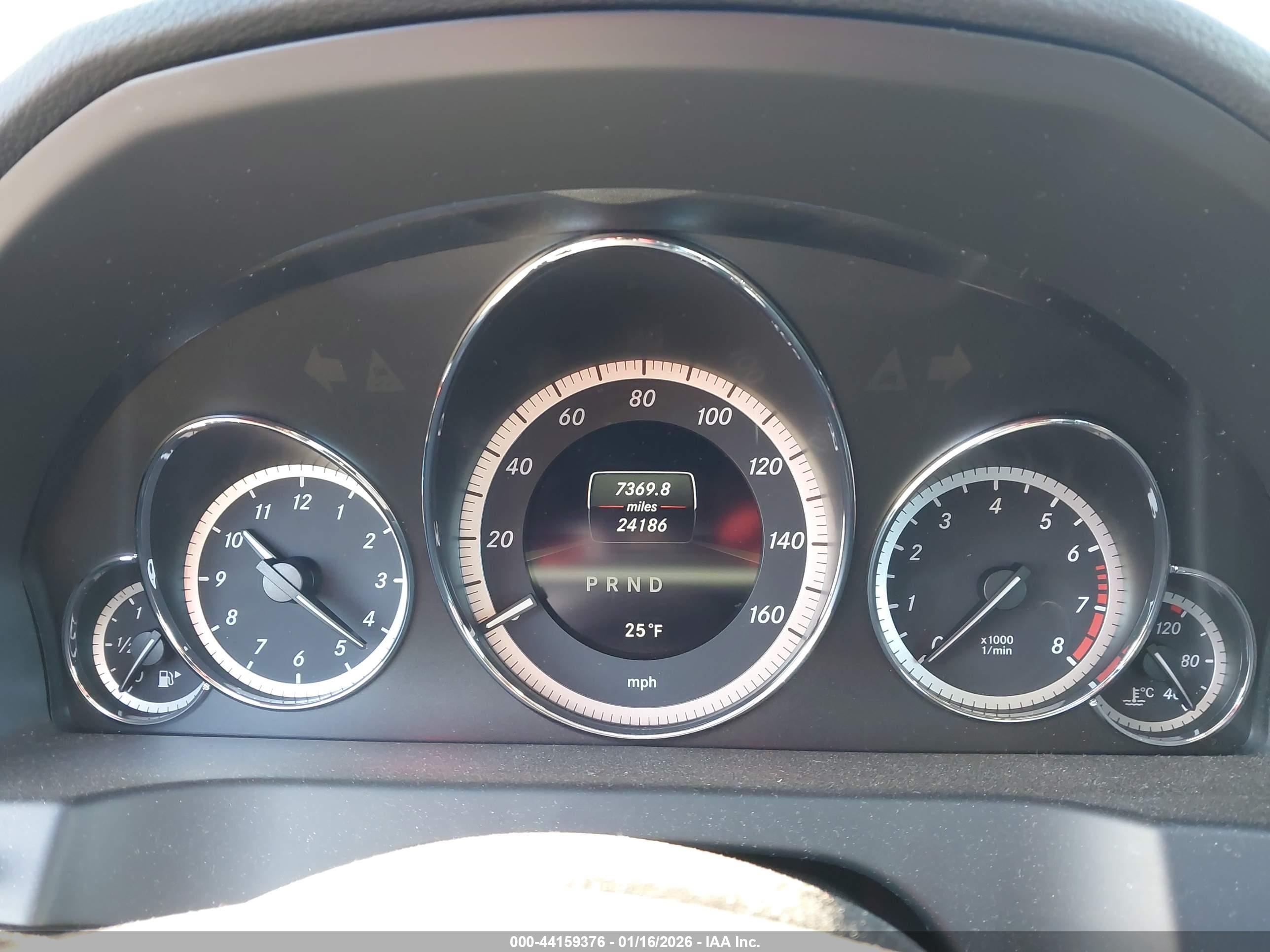MERCEDES-BENZ E image 7
