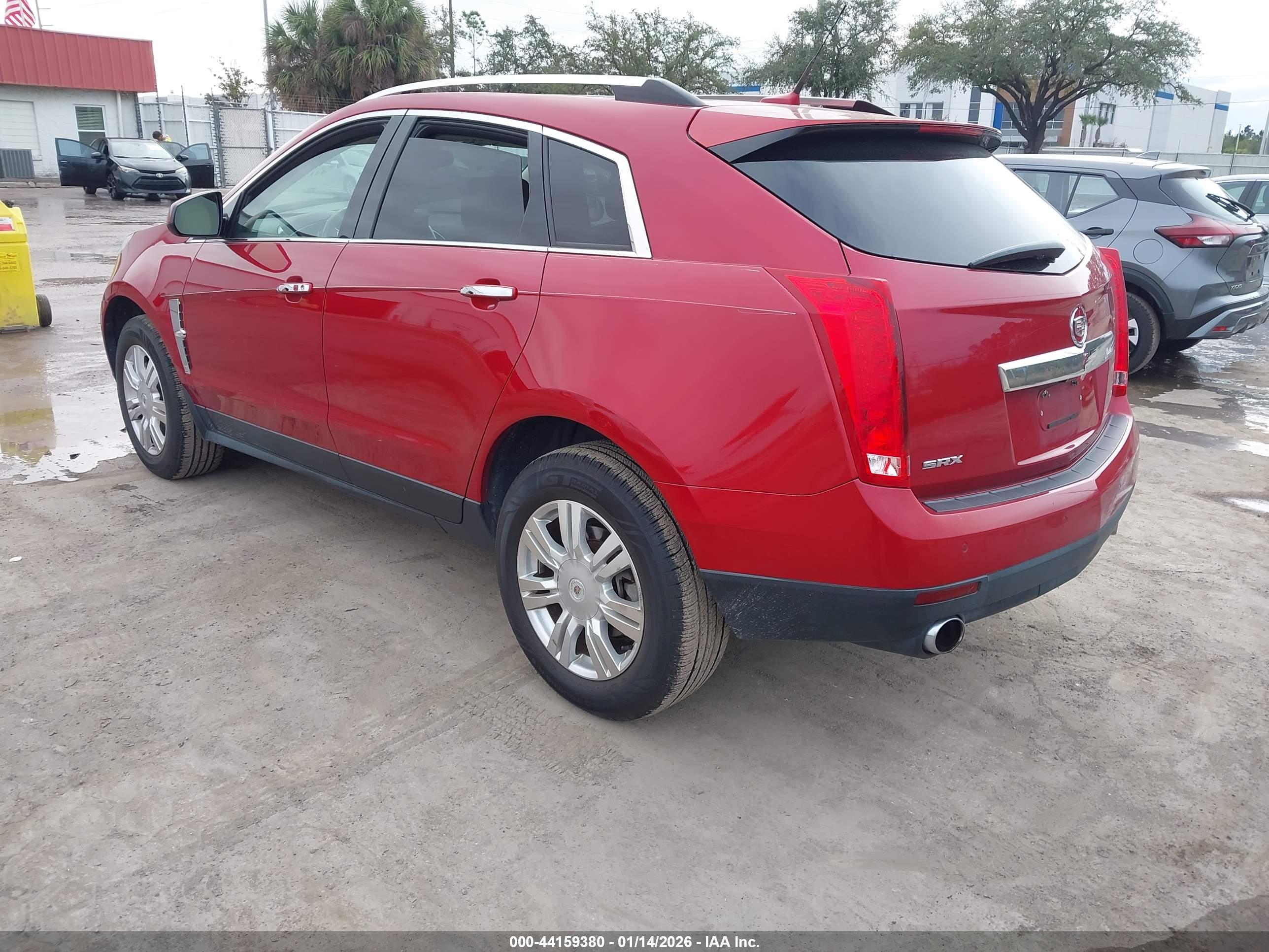 CADILLAC SRX image 3