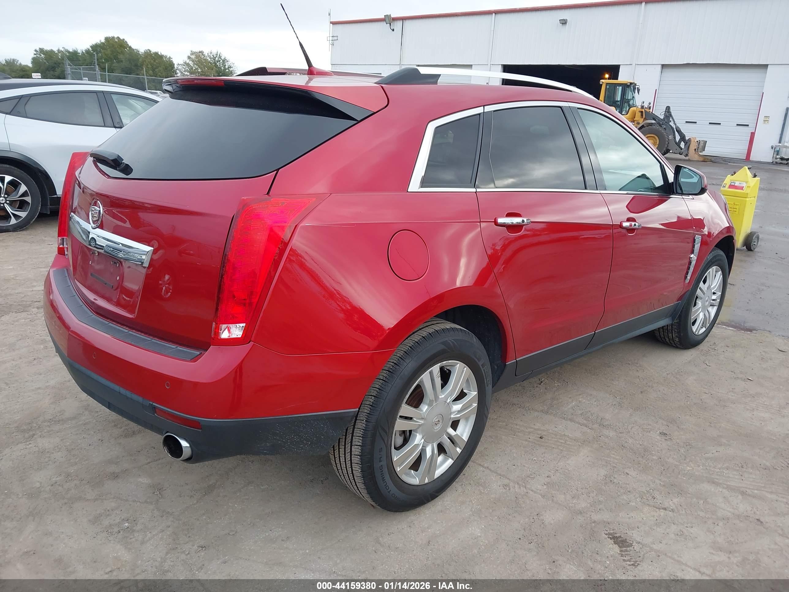 CADILLAC SRX image 4