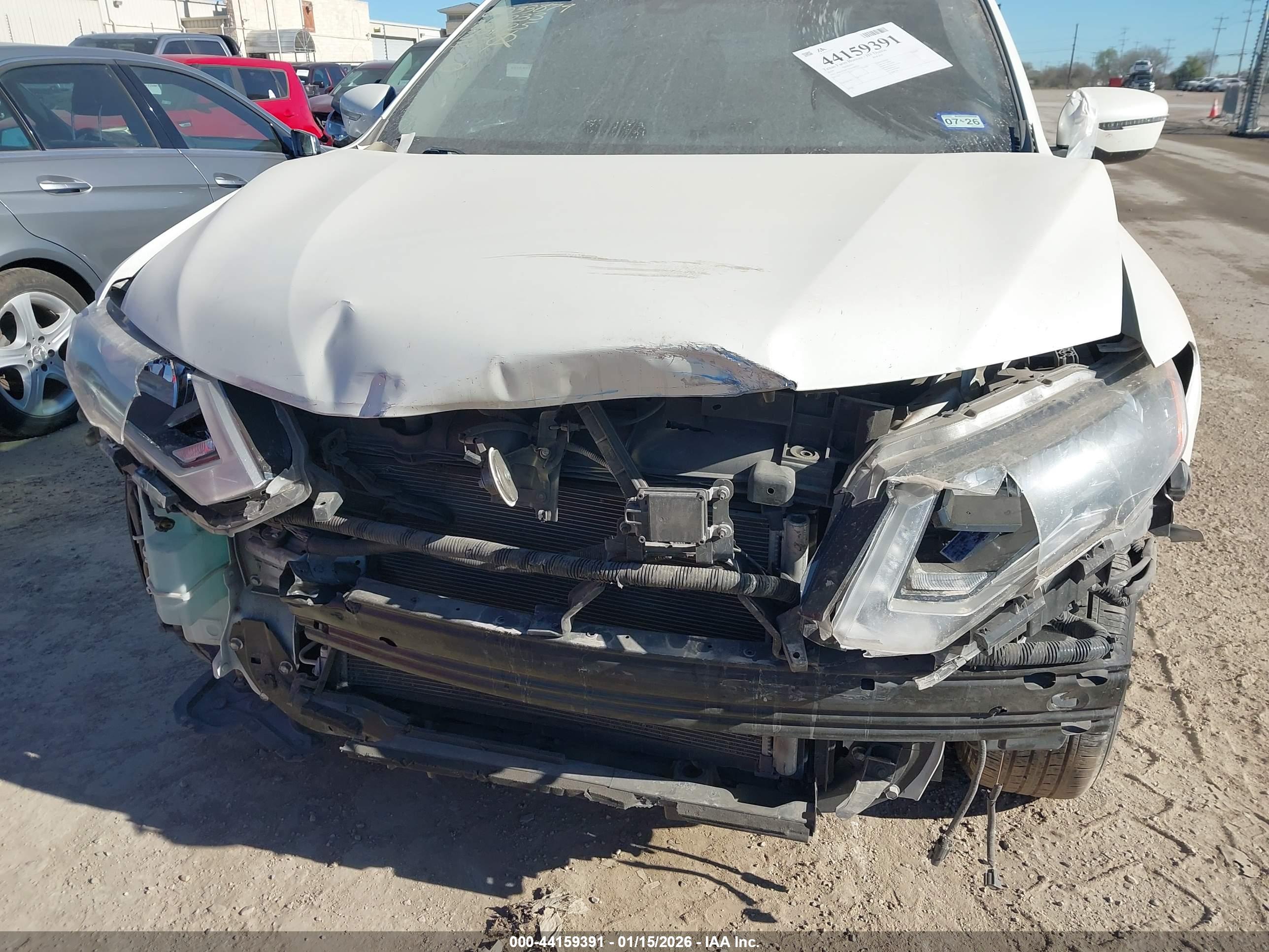 NISSAN ROGUE image 6