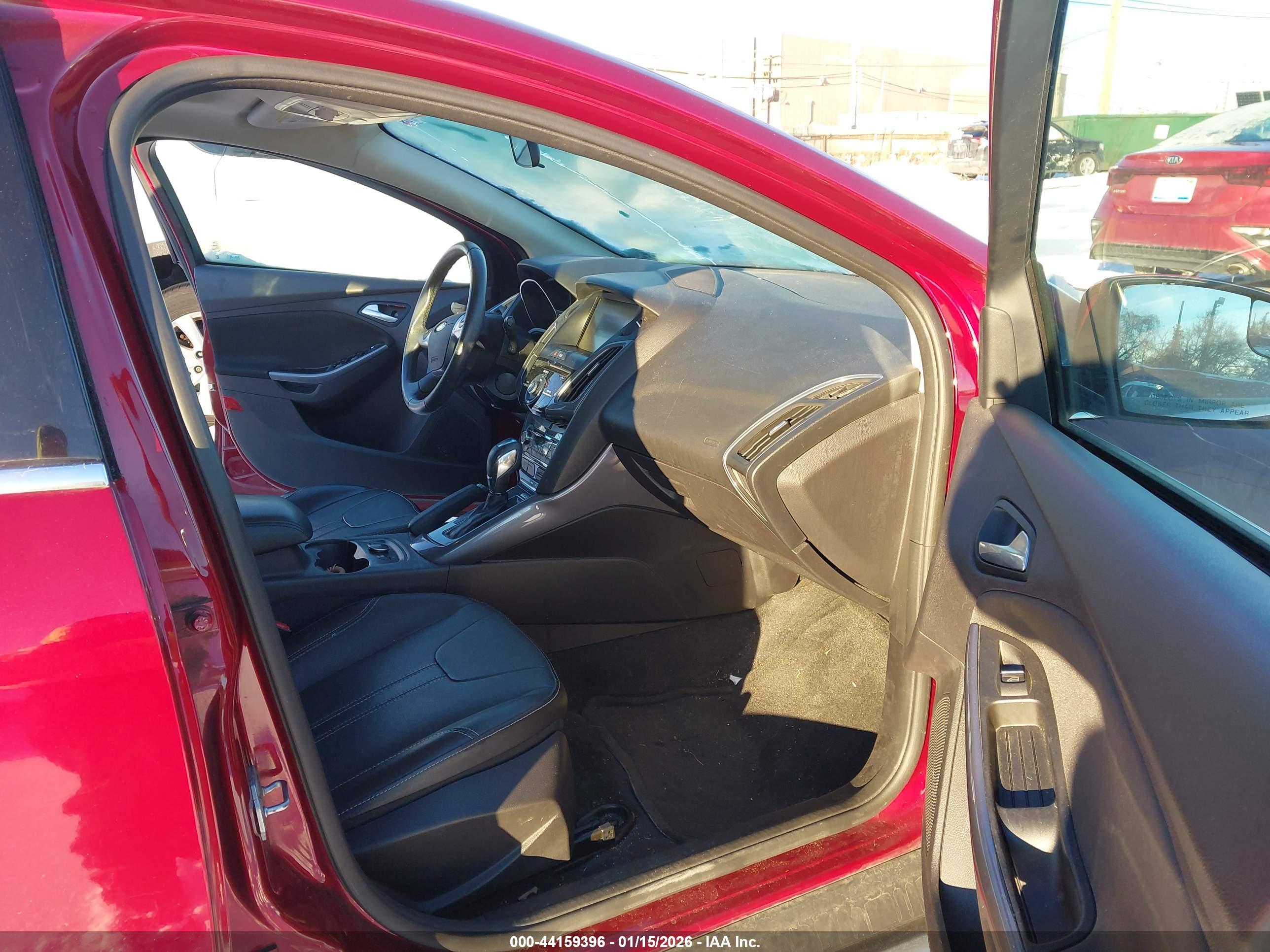 FORD FOCUS image 5