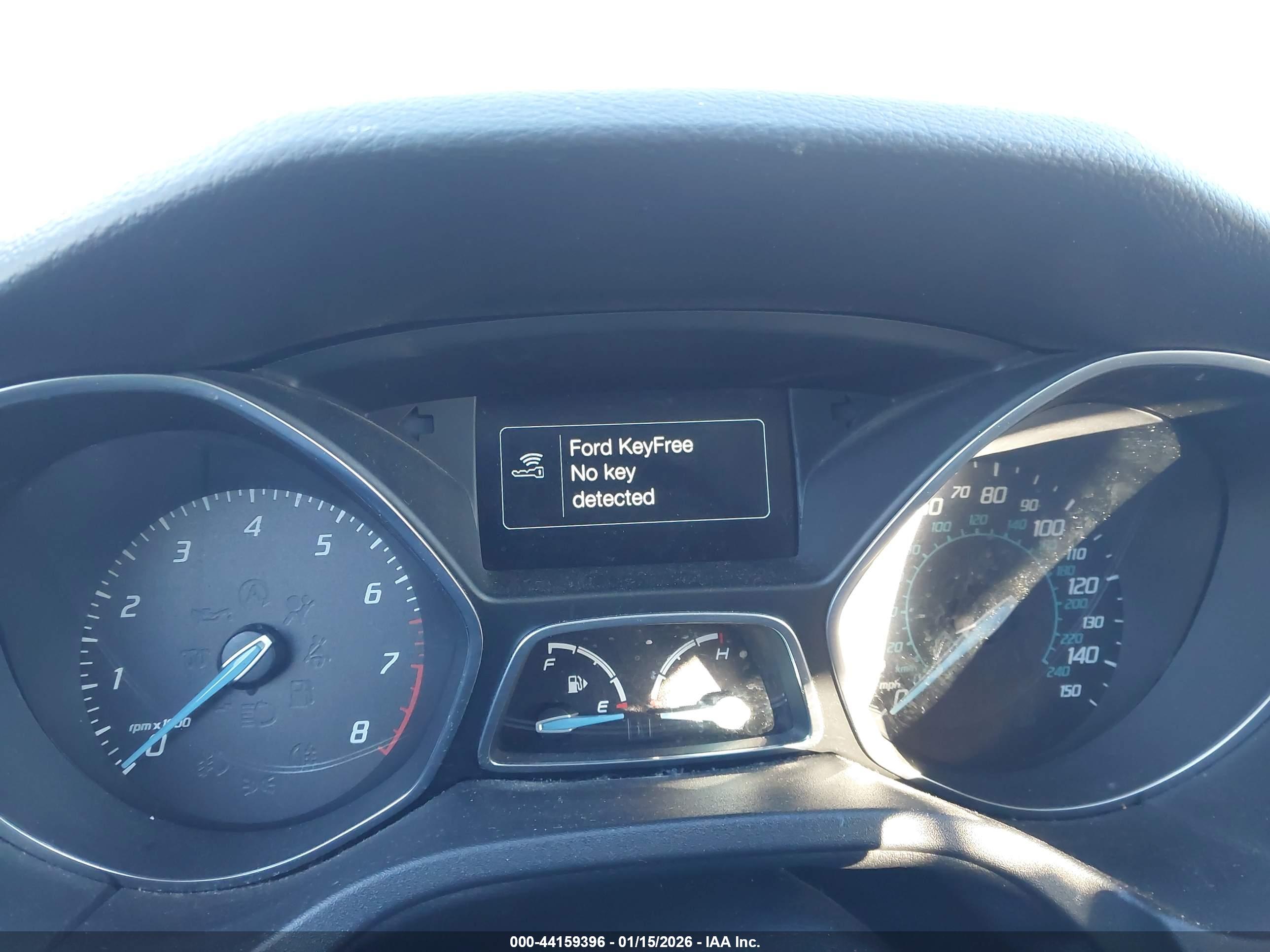 FORD FOCUS image 7