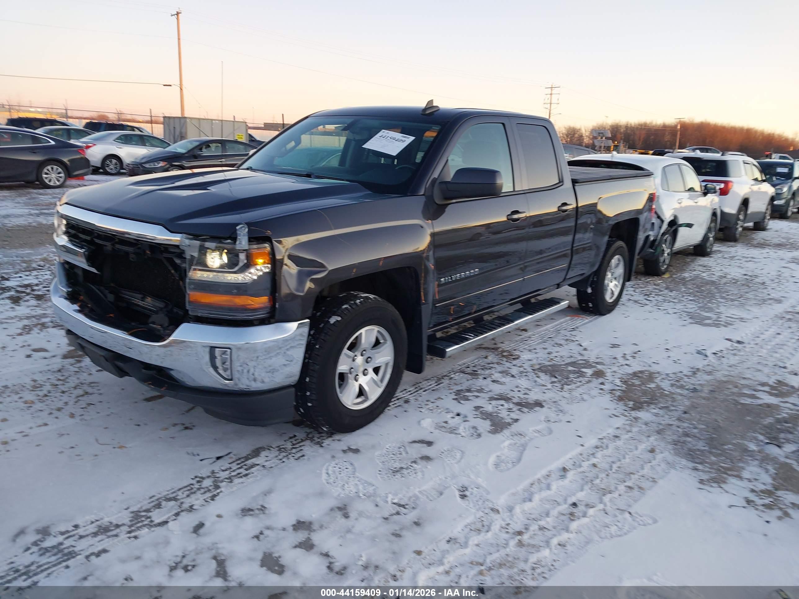 CHEVROLET SILVERADO image 2