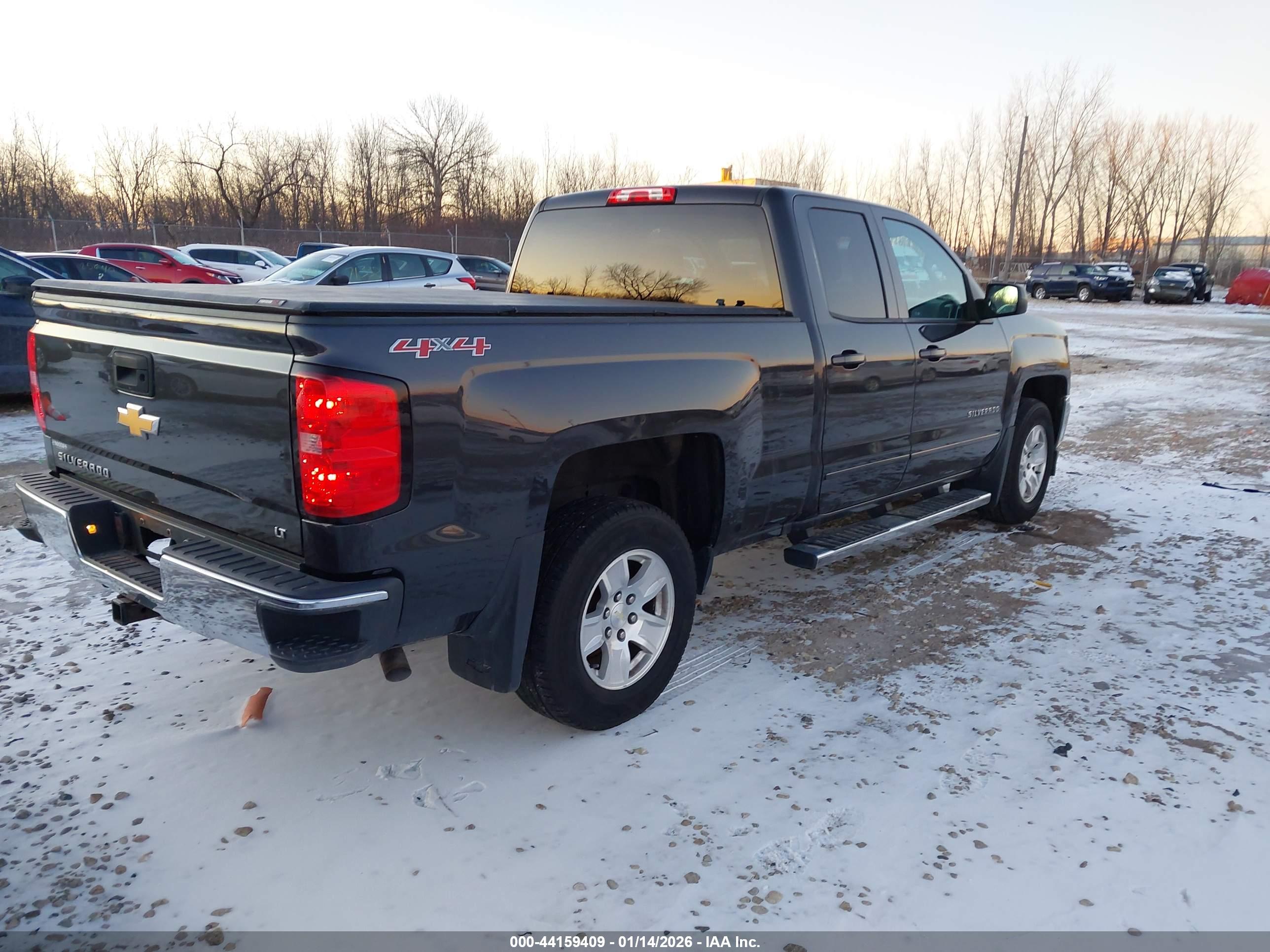 CHEVROLET SILVERADO image 4