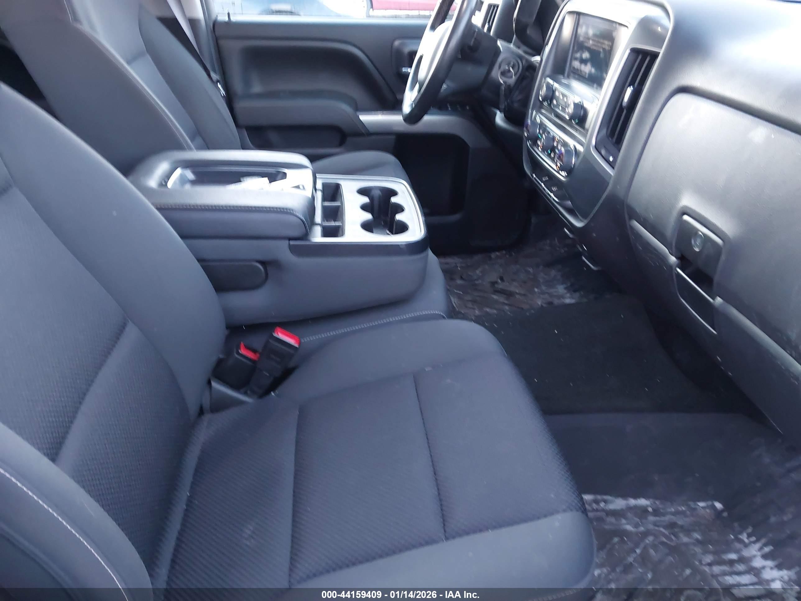 CHEVROLET SILVERADO image 5