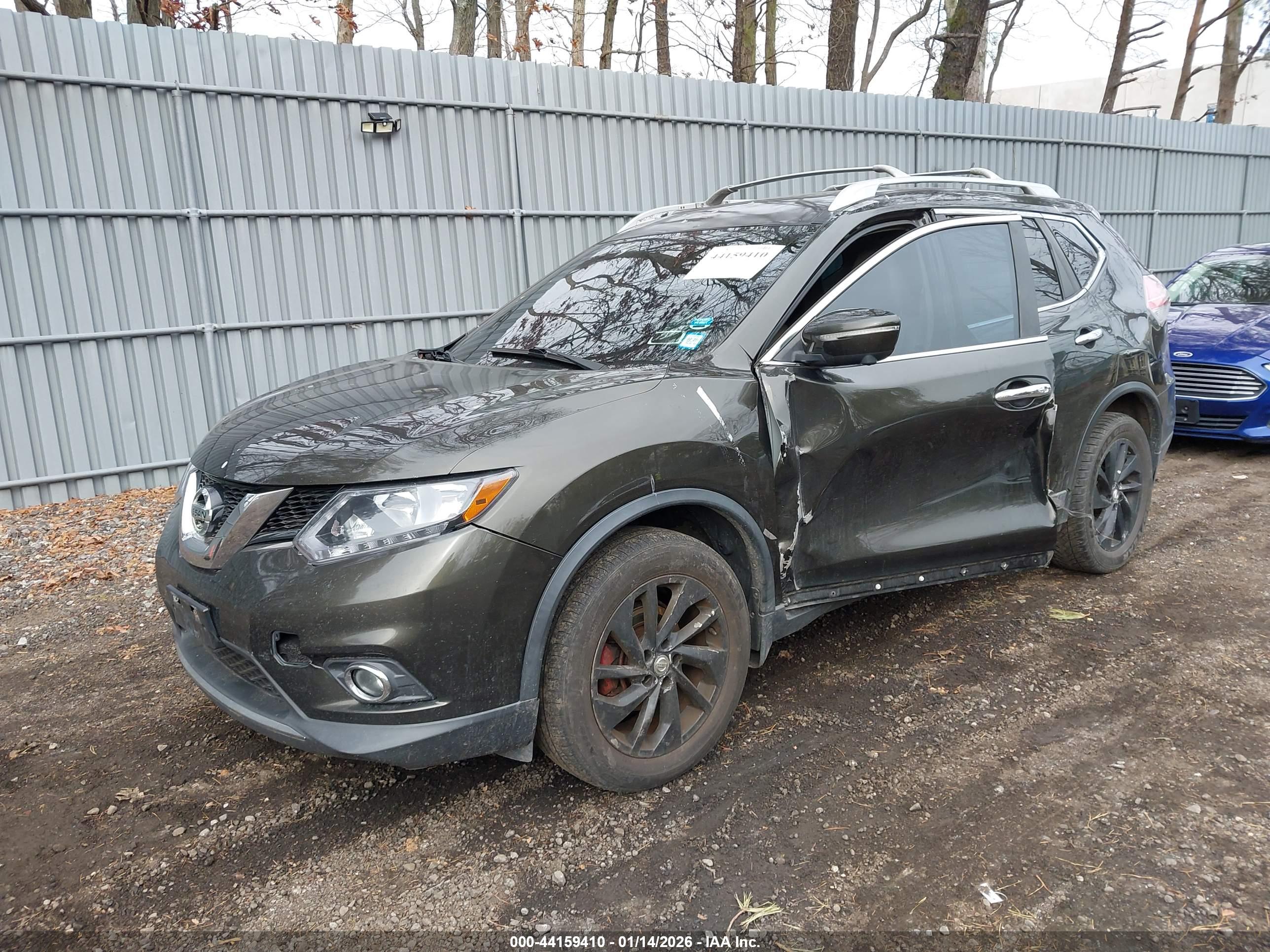 NISSAN ROGUE image 2
