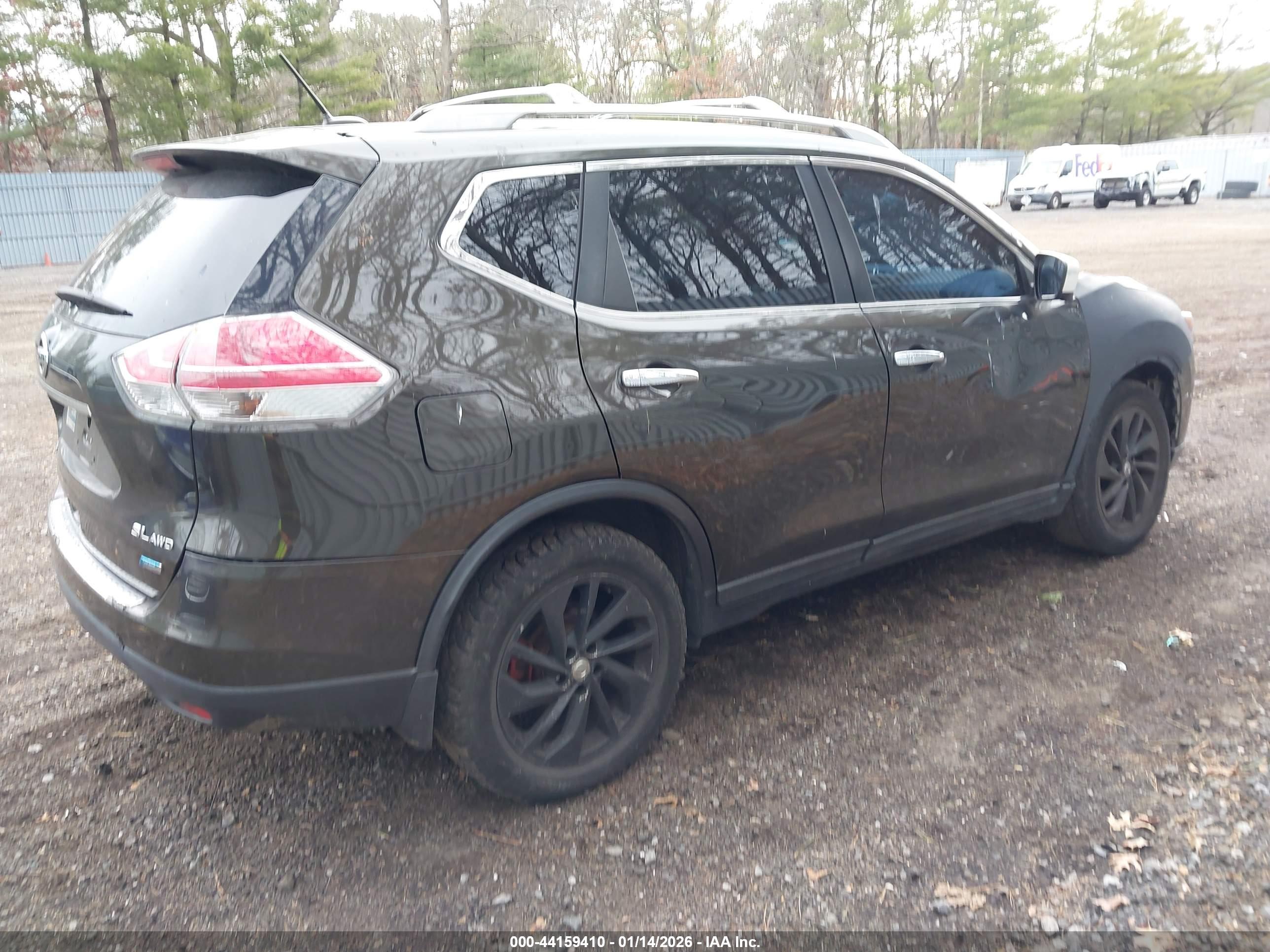 NISSAN ROGUE image 4