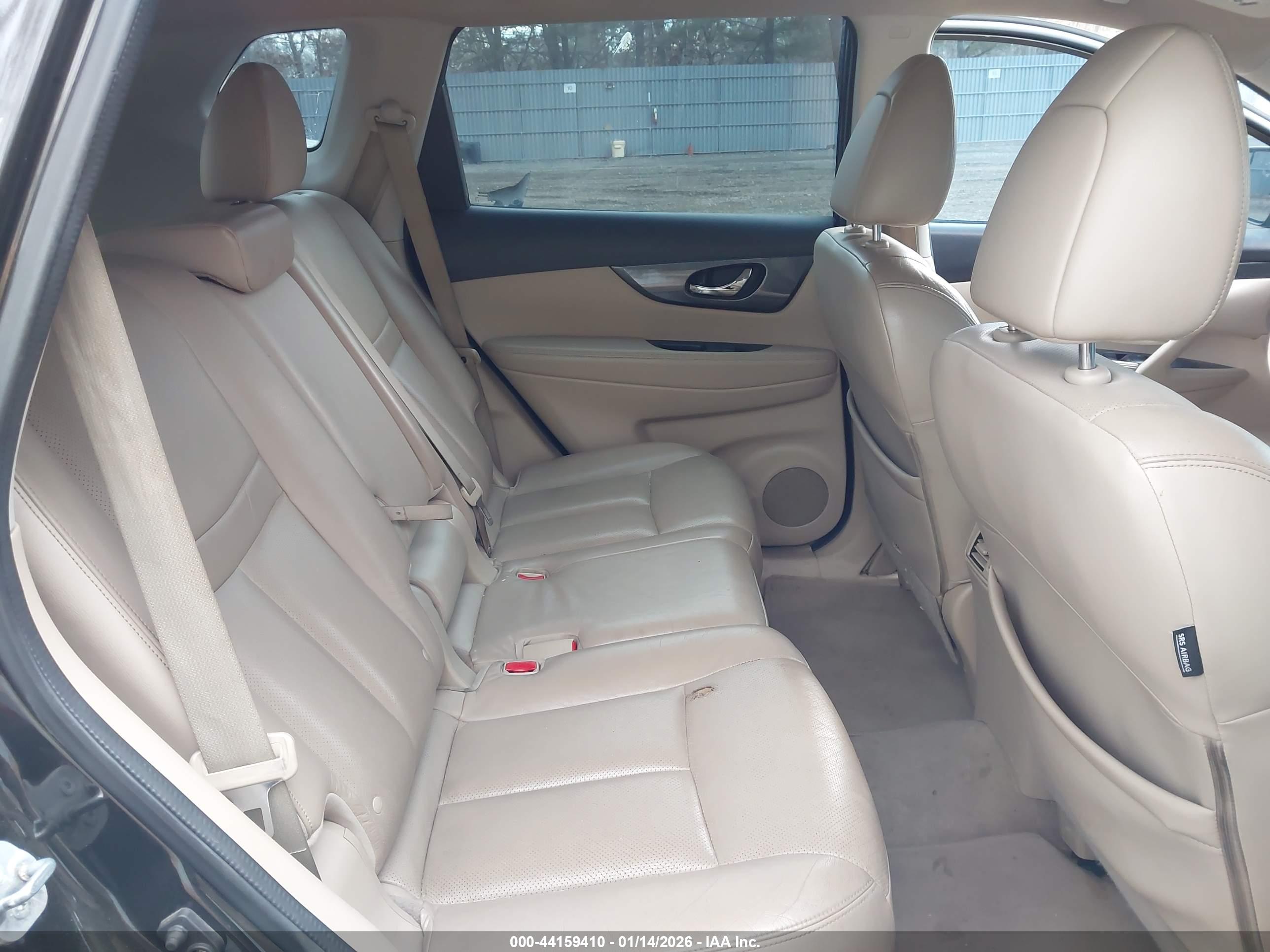 NISSAN ROGUE image 8