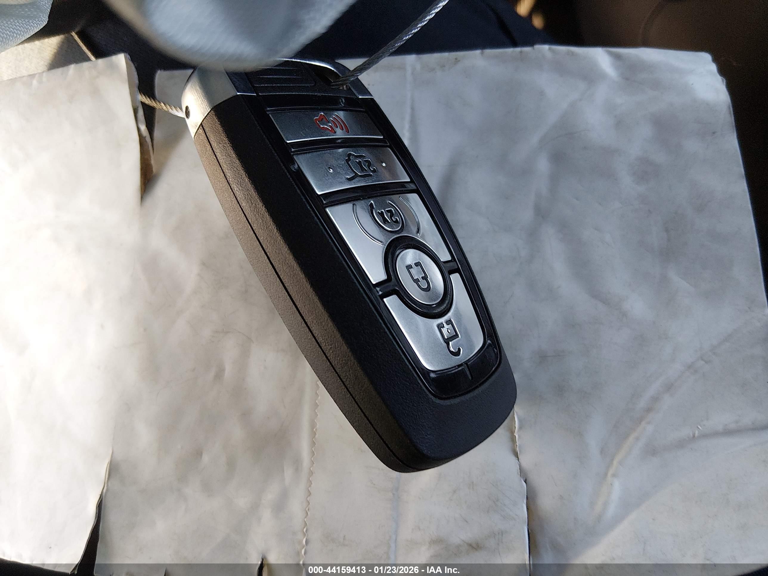 FORD EXPEDITION image 11