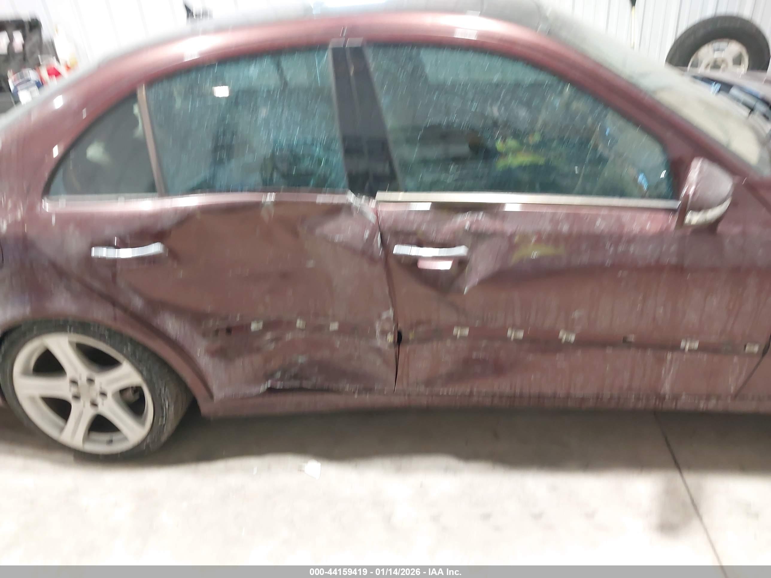 MERCEDES-BENZ E image 6