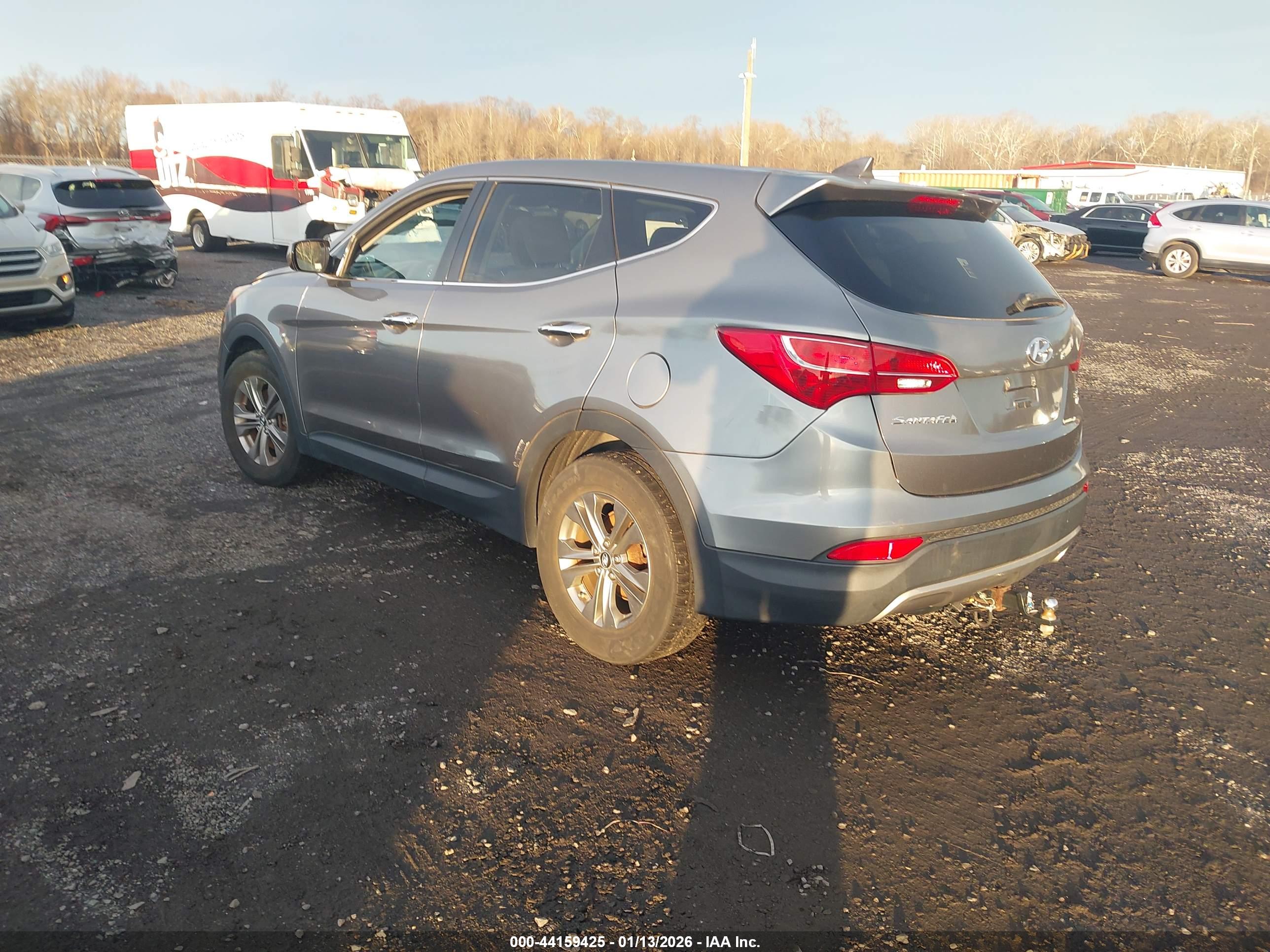 HYUNDAI SANTA image 3