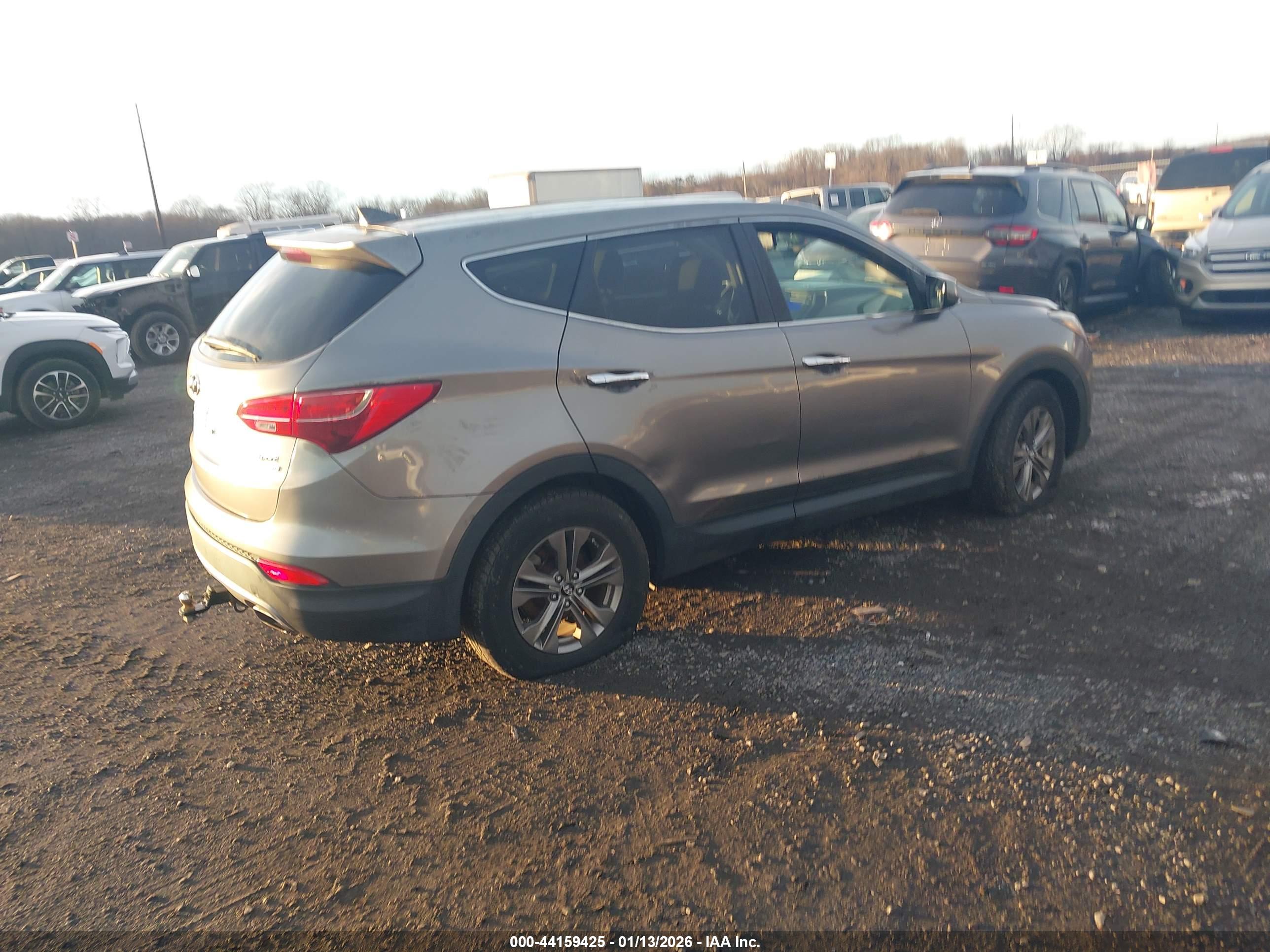 HYUNDAI SANTA image 4