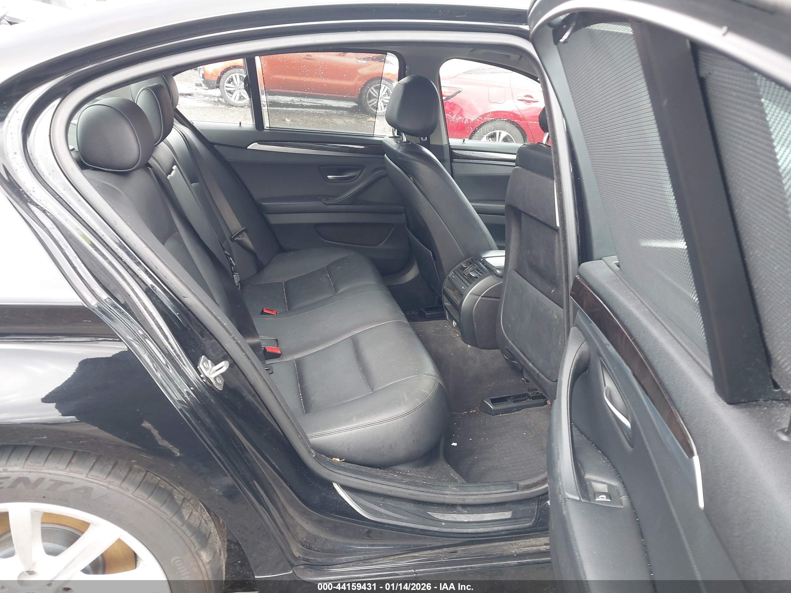 BMW 535I image 8