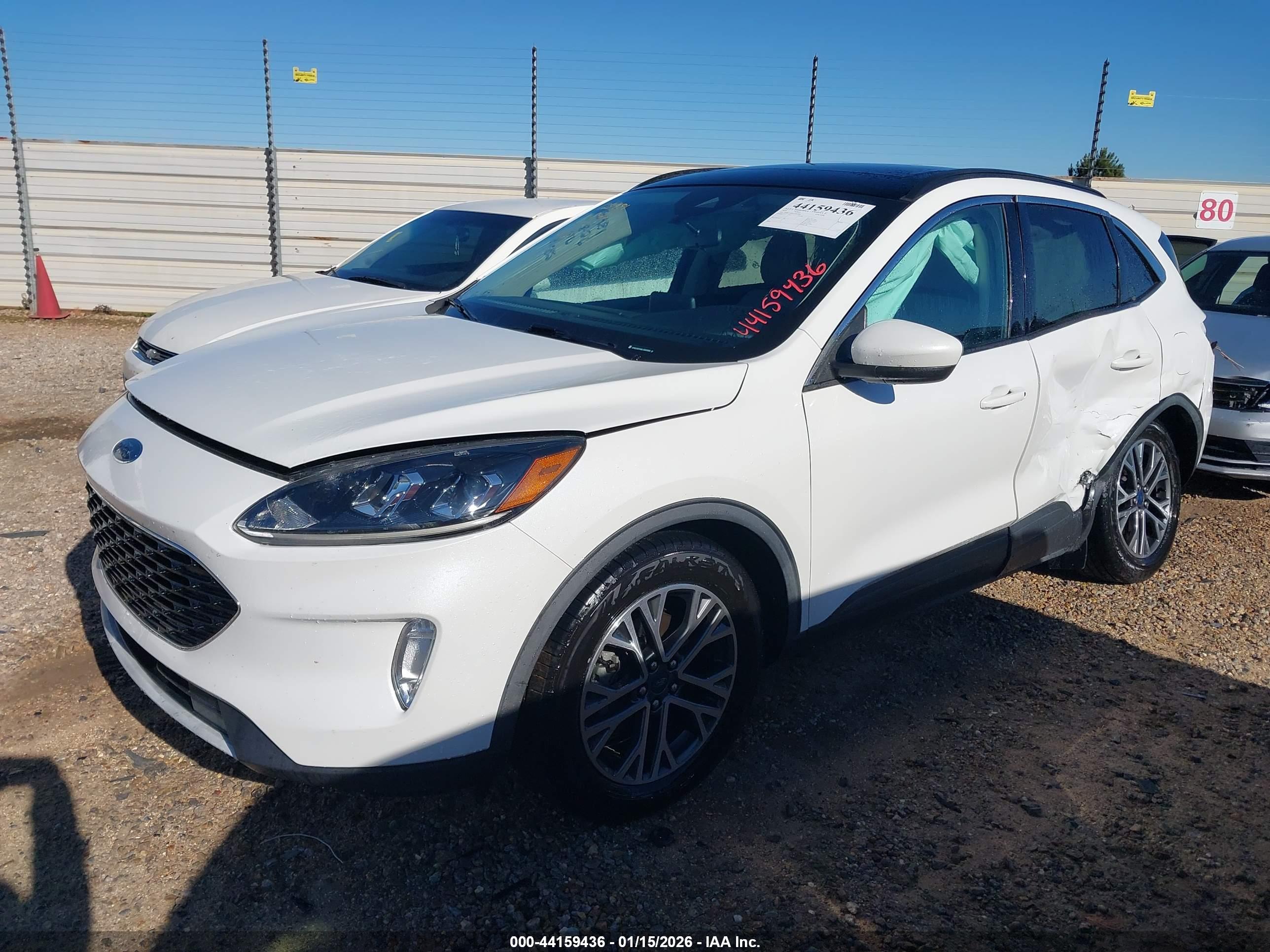 FORD ESCAPE image 2