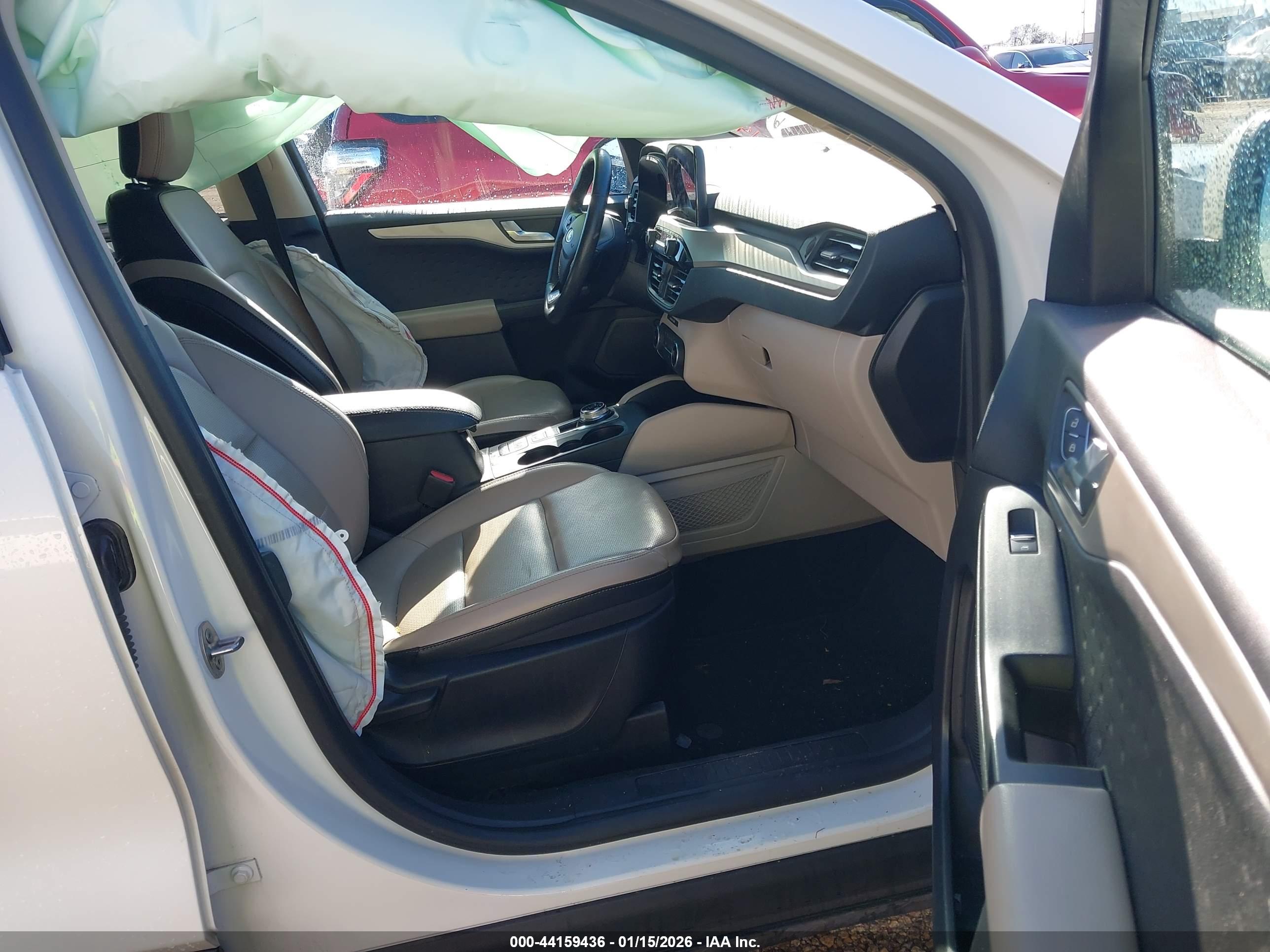 FORD ESCAPE image 5