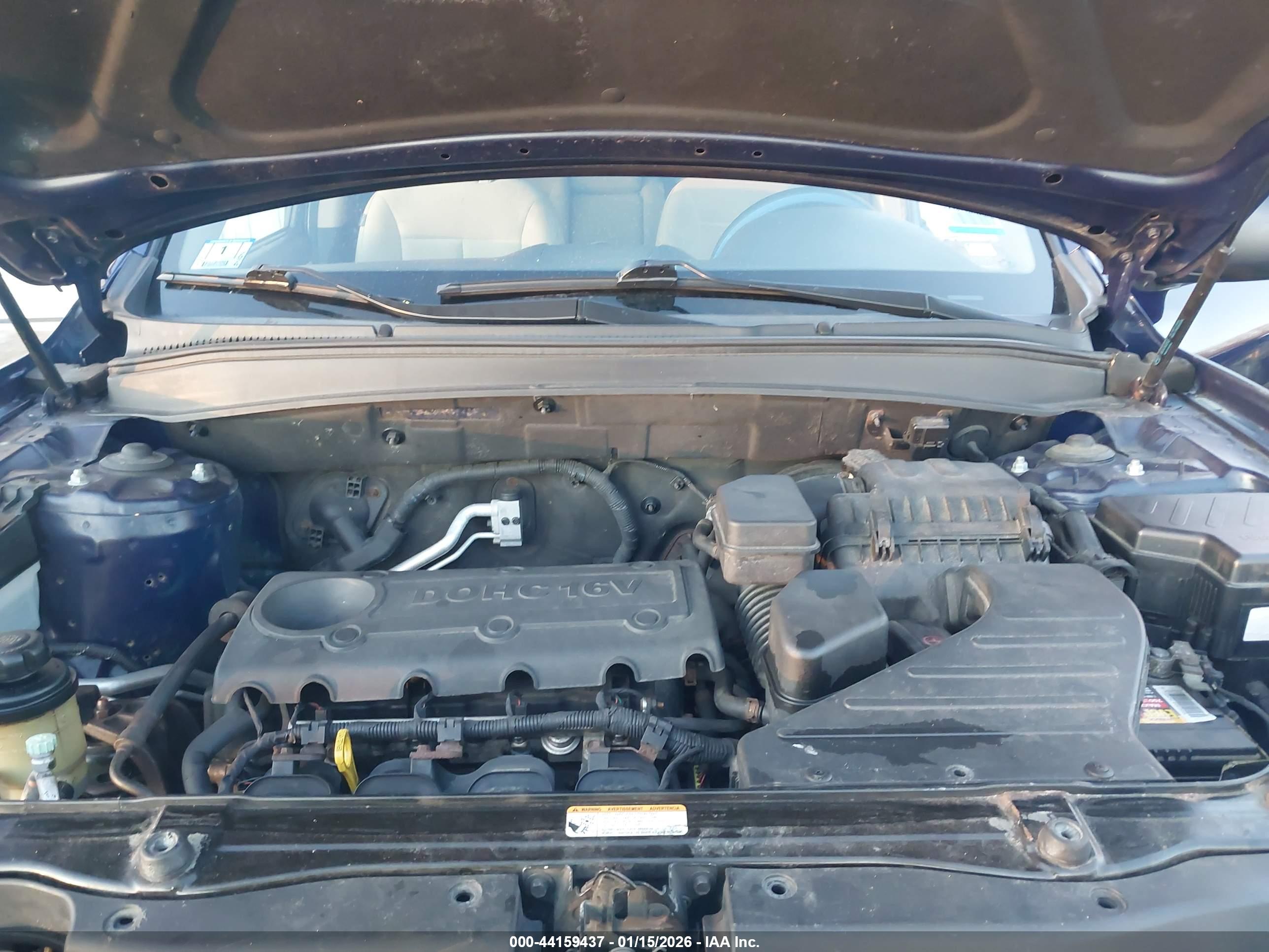 HYUNDAI SANTA image 10