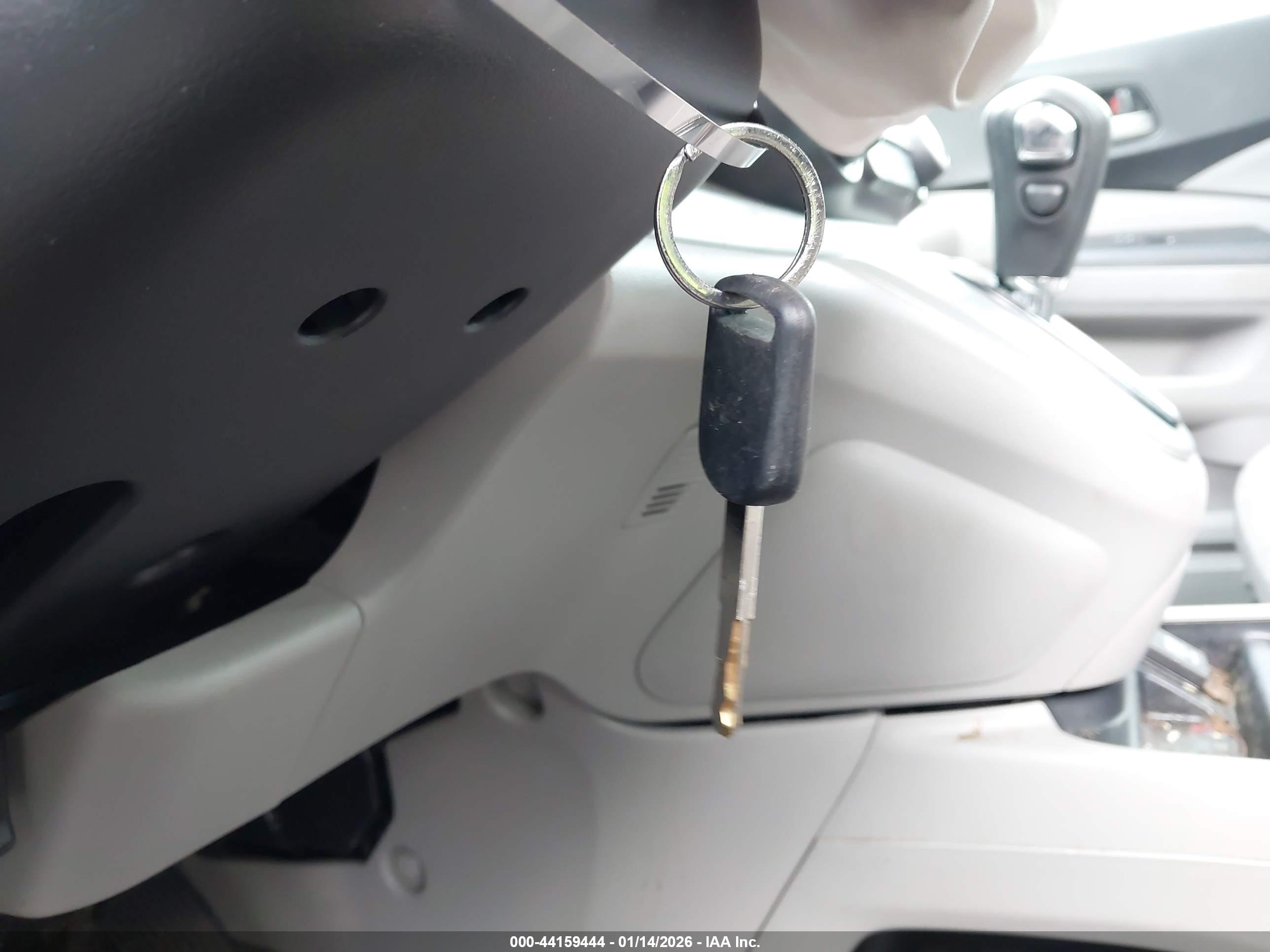 HONDA CR-V image 11