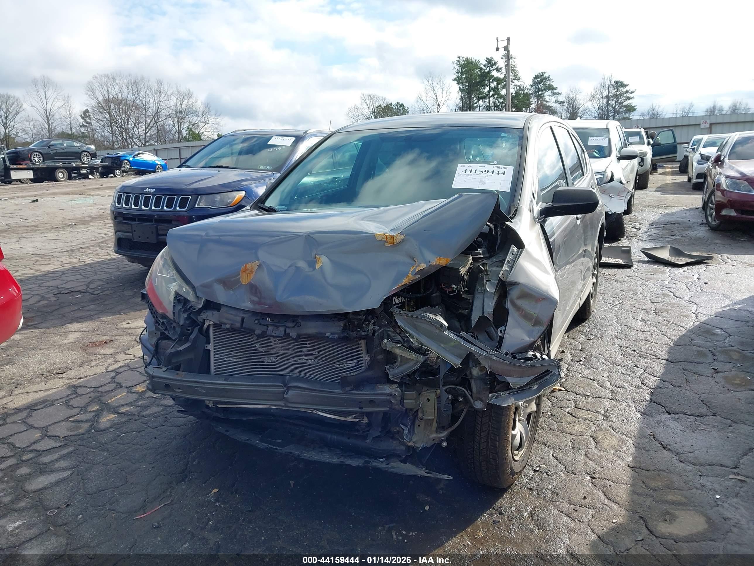 HONDA CR-V image 2