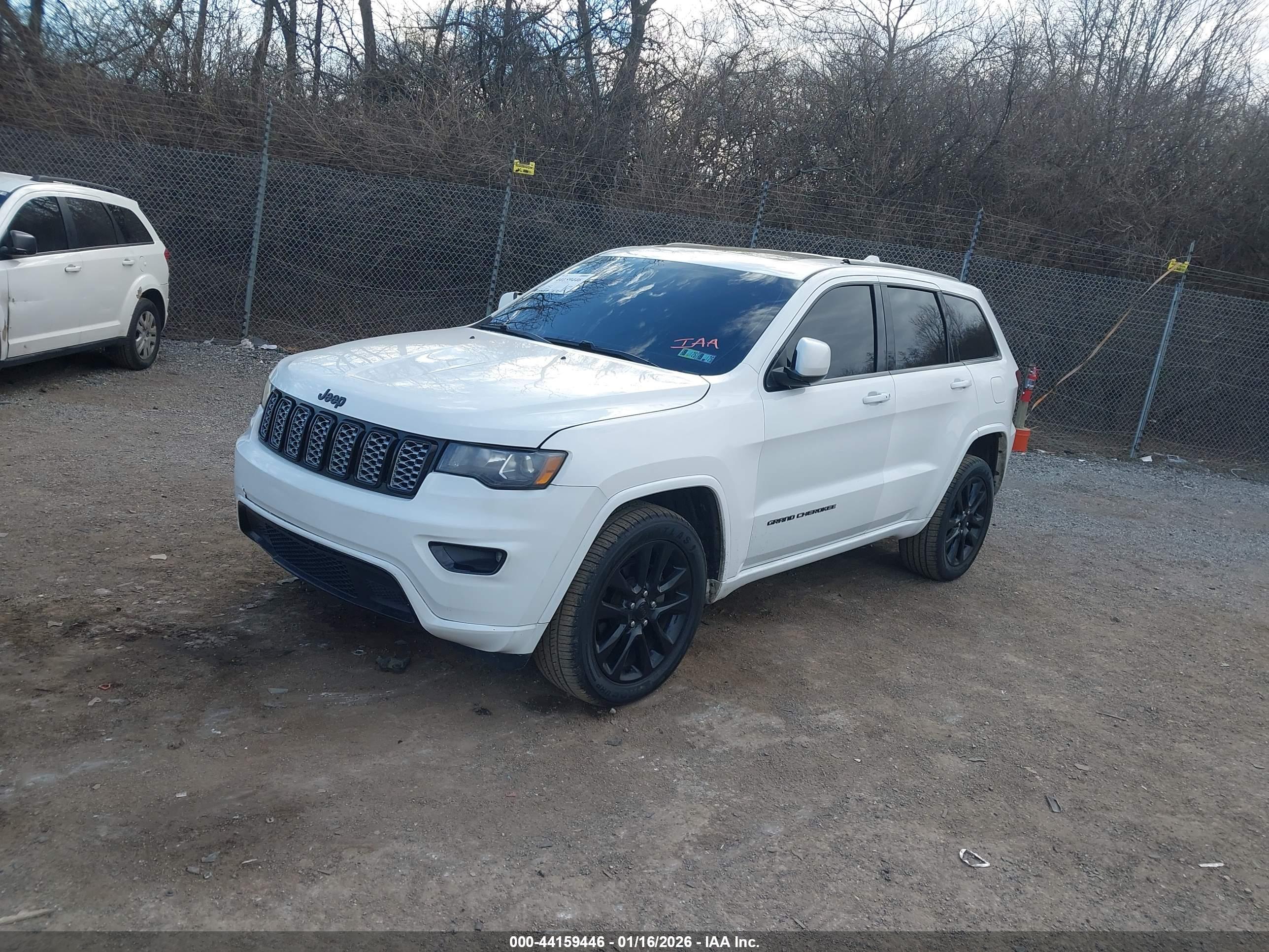 JEEP GRAND image 2