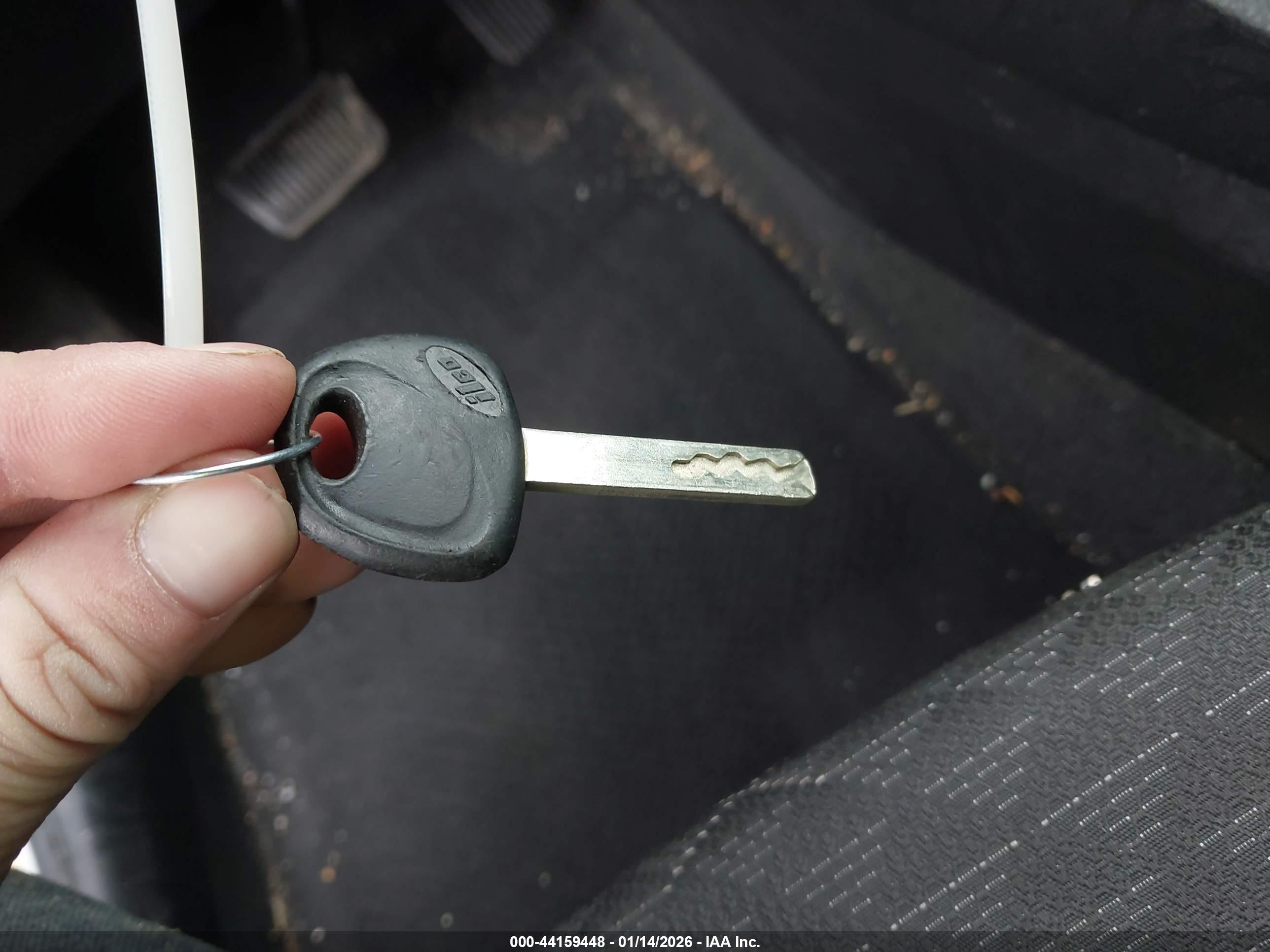 KIA RIO image 11