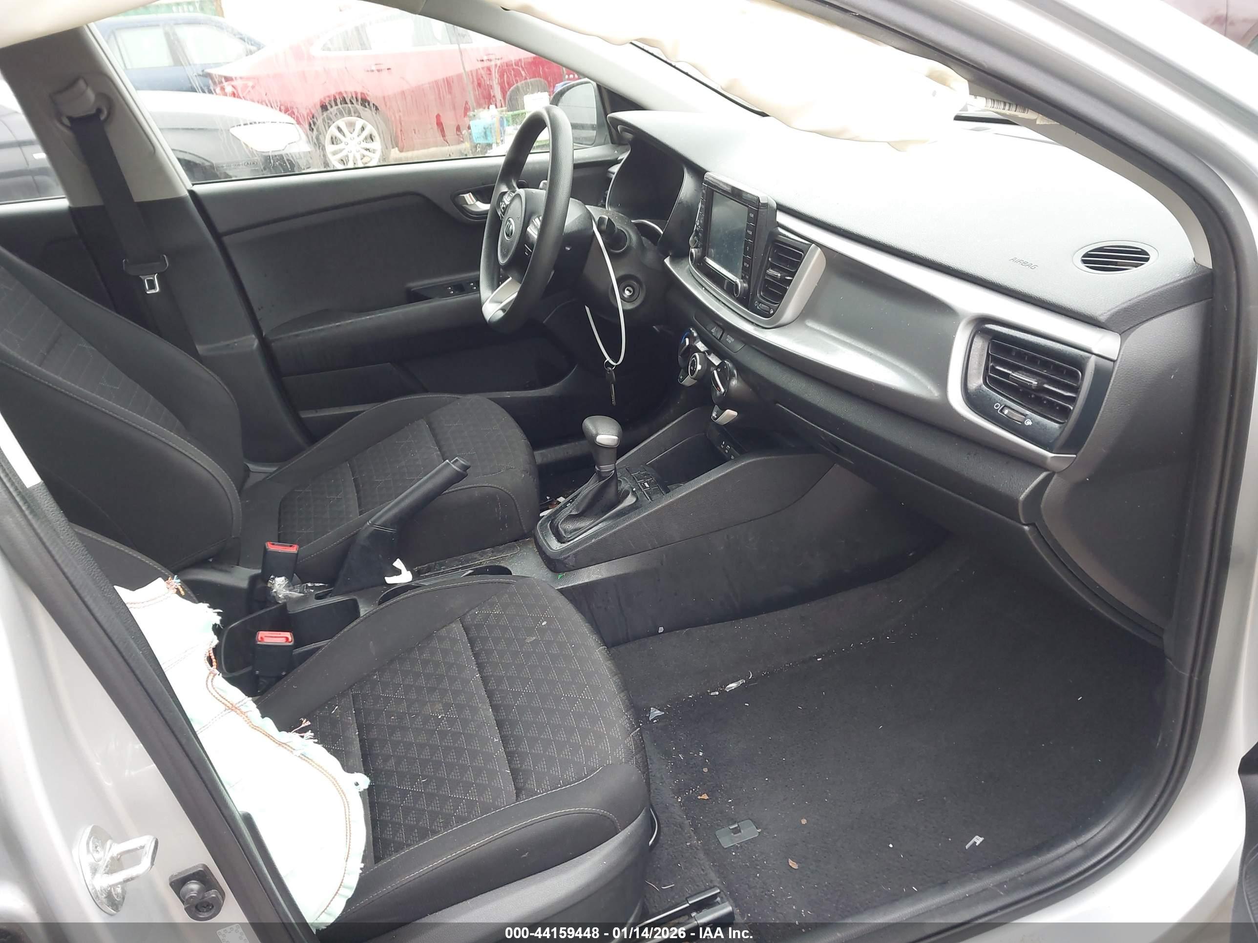 KIA RIO image 5