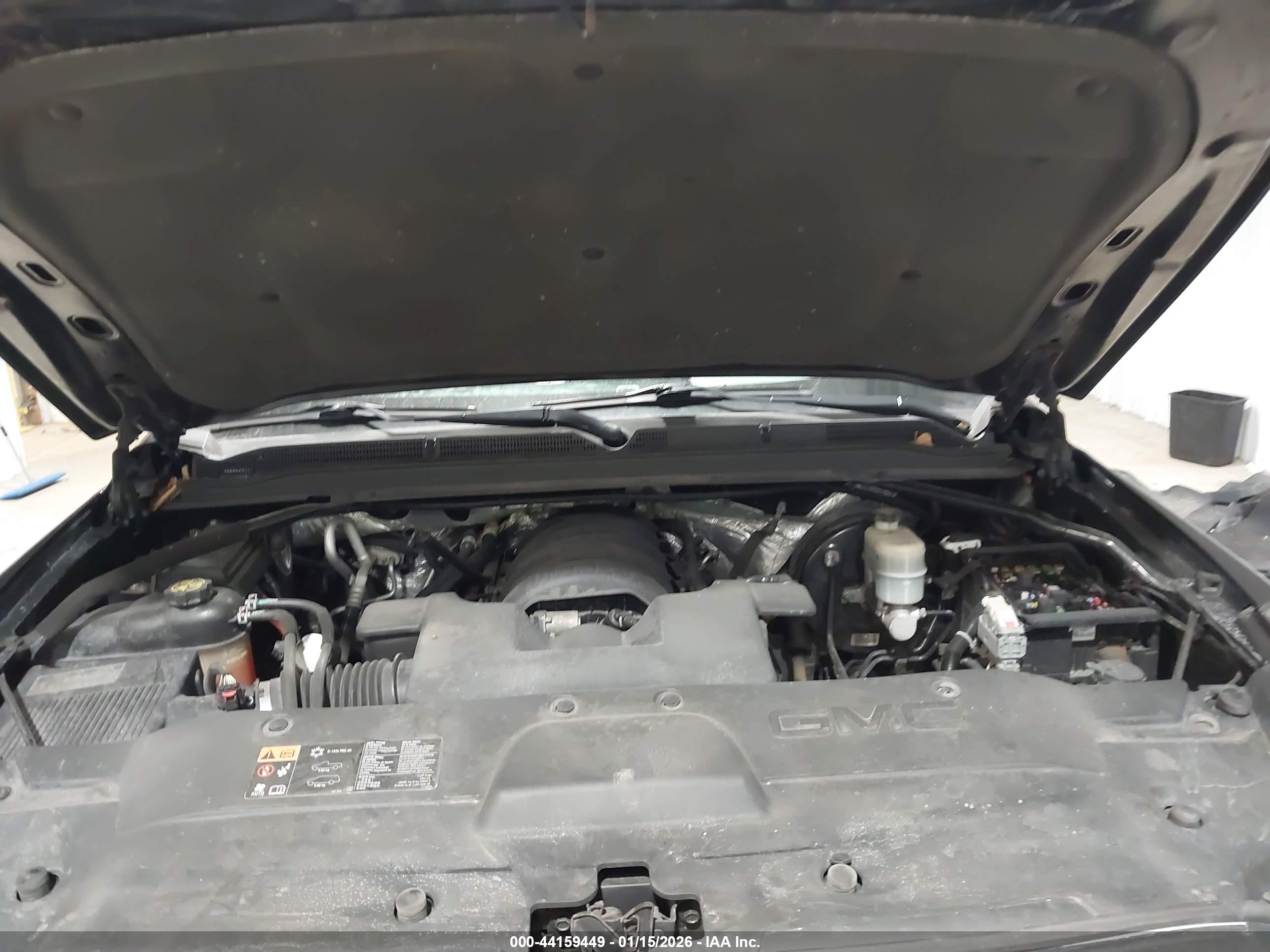 GMC YUKON image 10