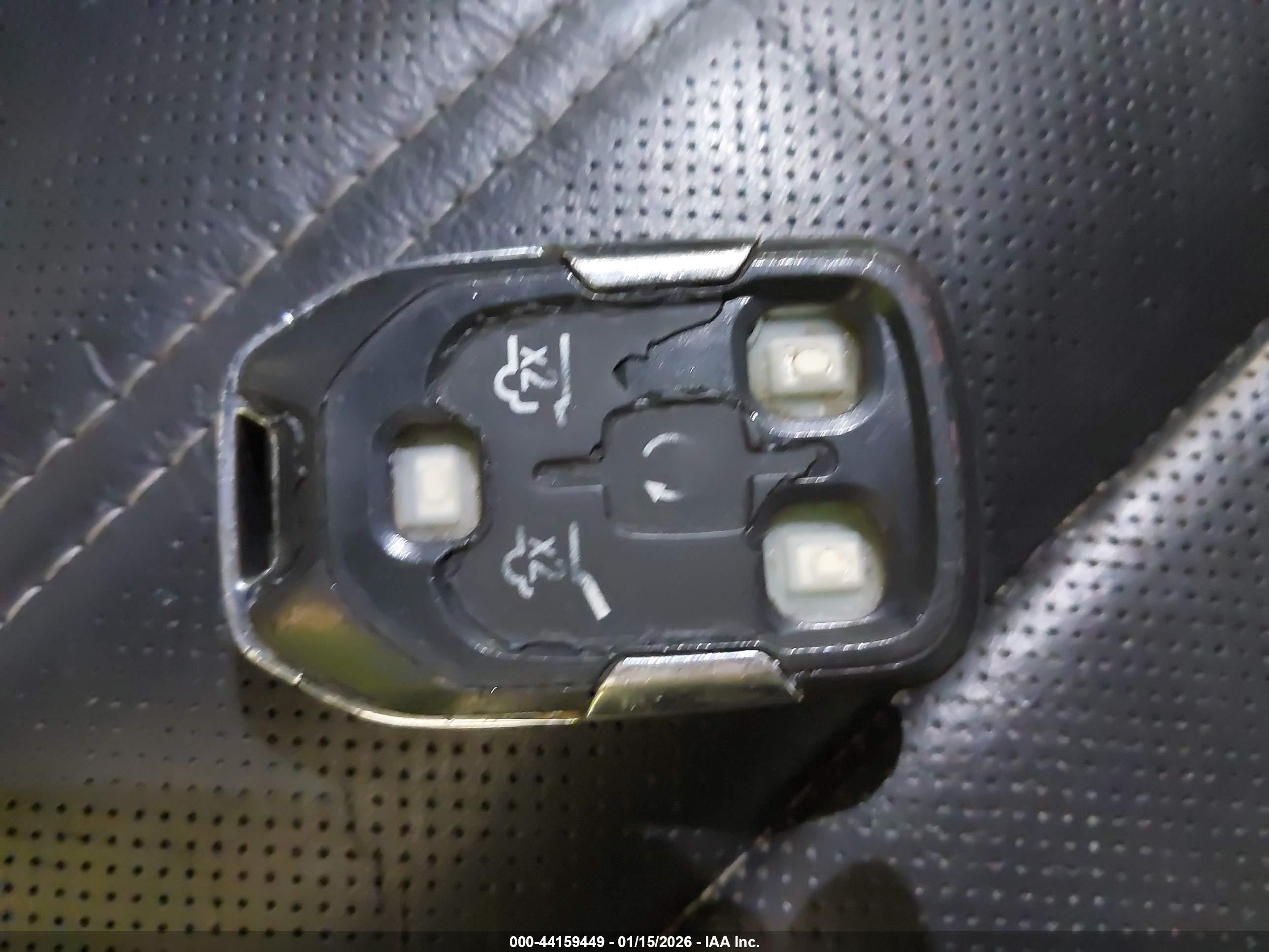GMC YUKON image 11