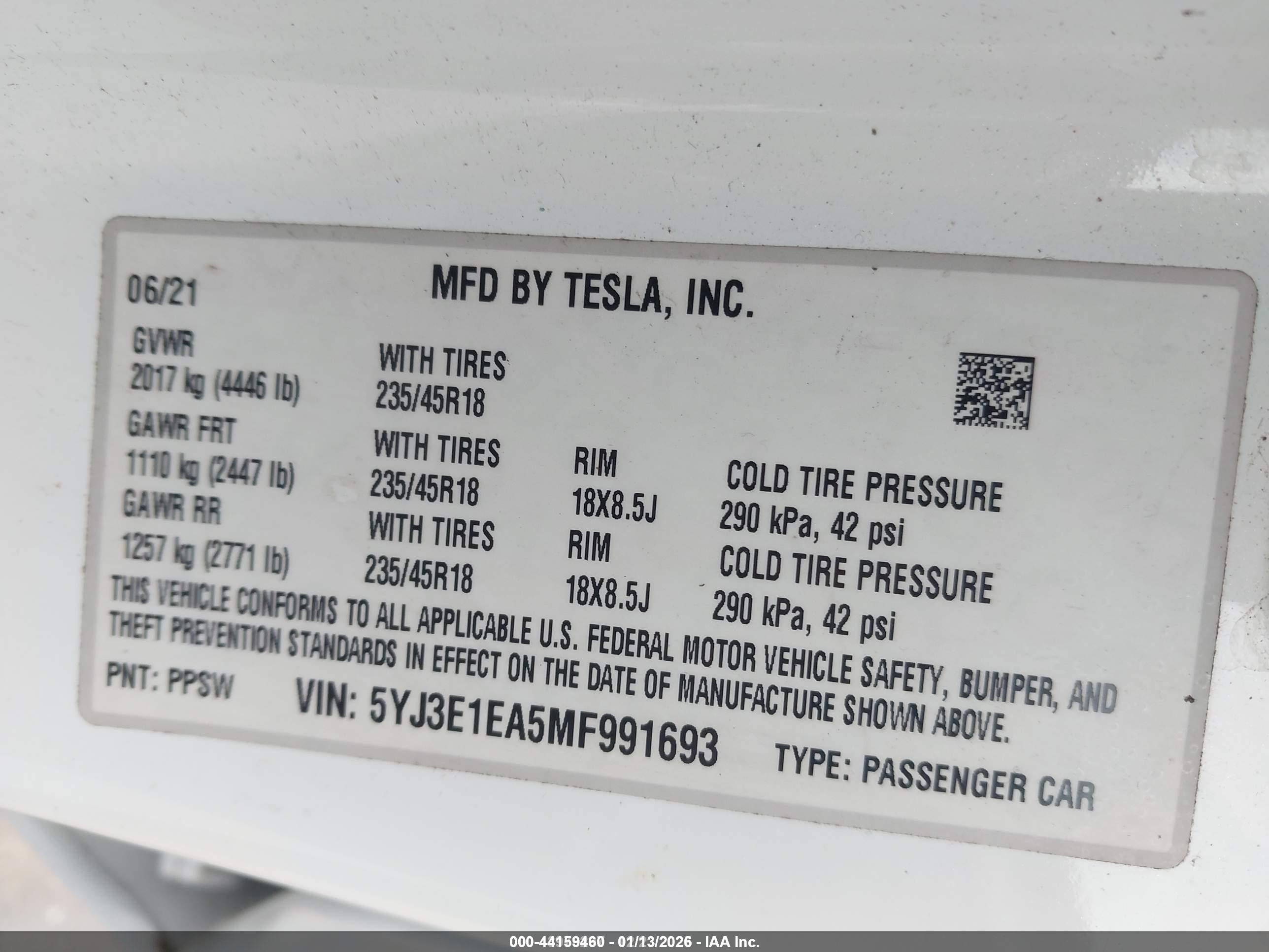 TESLA MODEL image 9