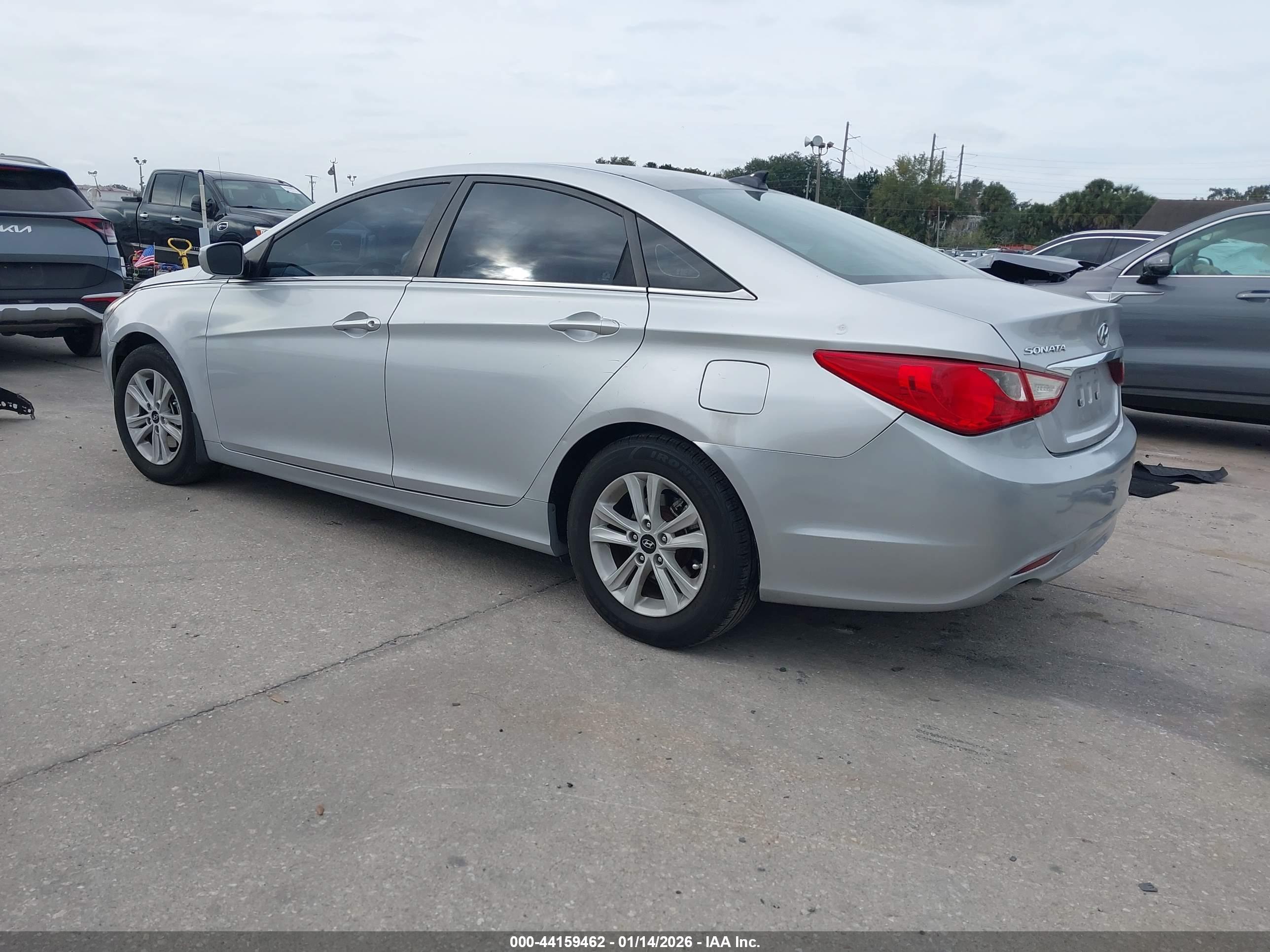 HYUNDAI SONATA image 3