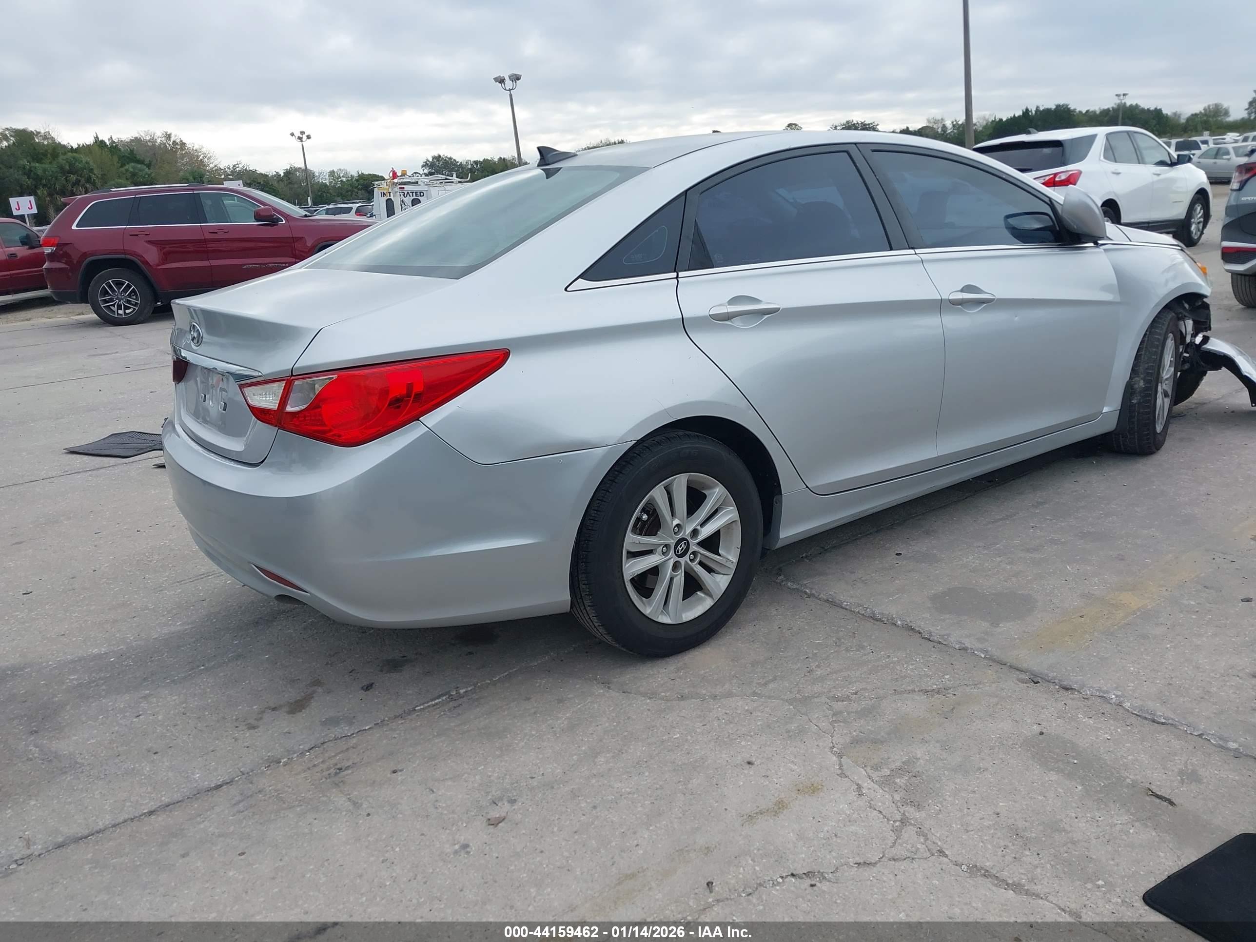 HYUNDAI SONATA image 4