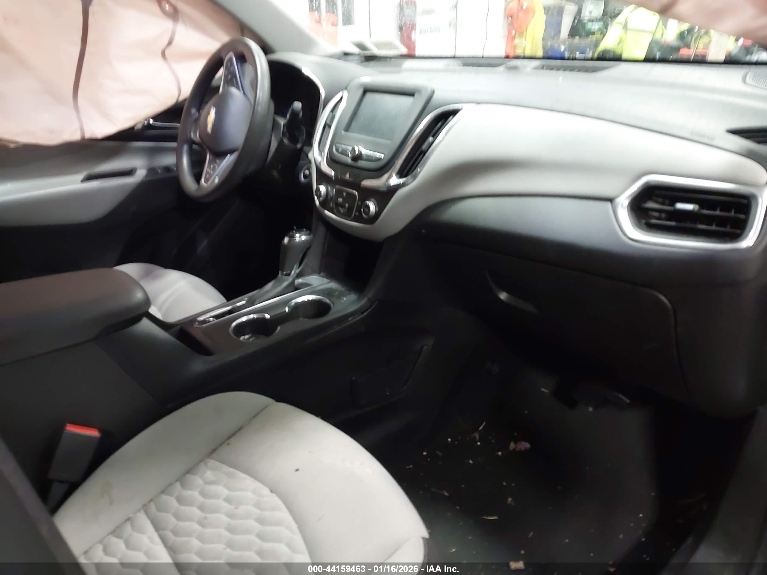 CHEVROLET EQUINOX image 5