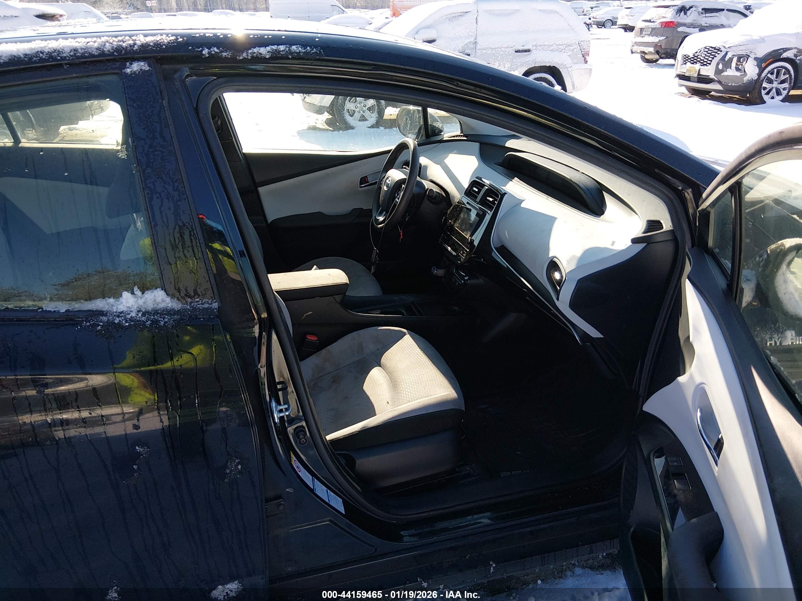TOYOTA PRIUS image 5
