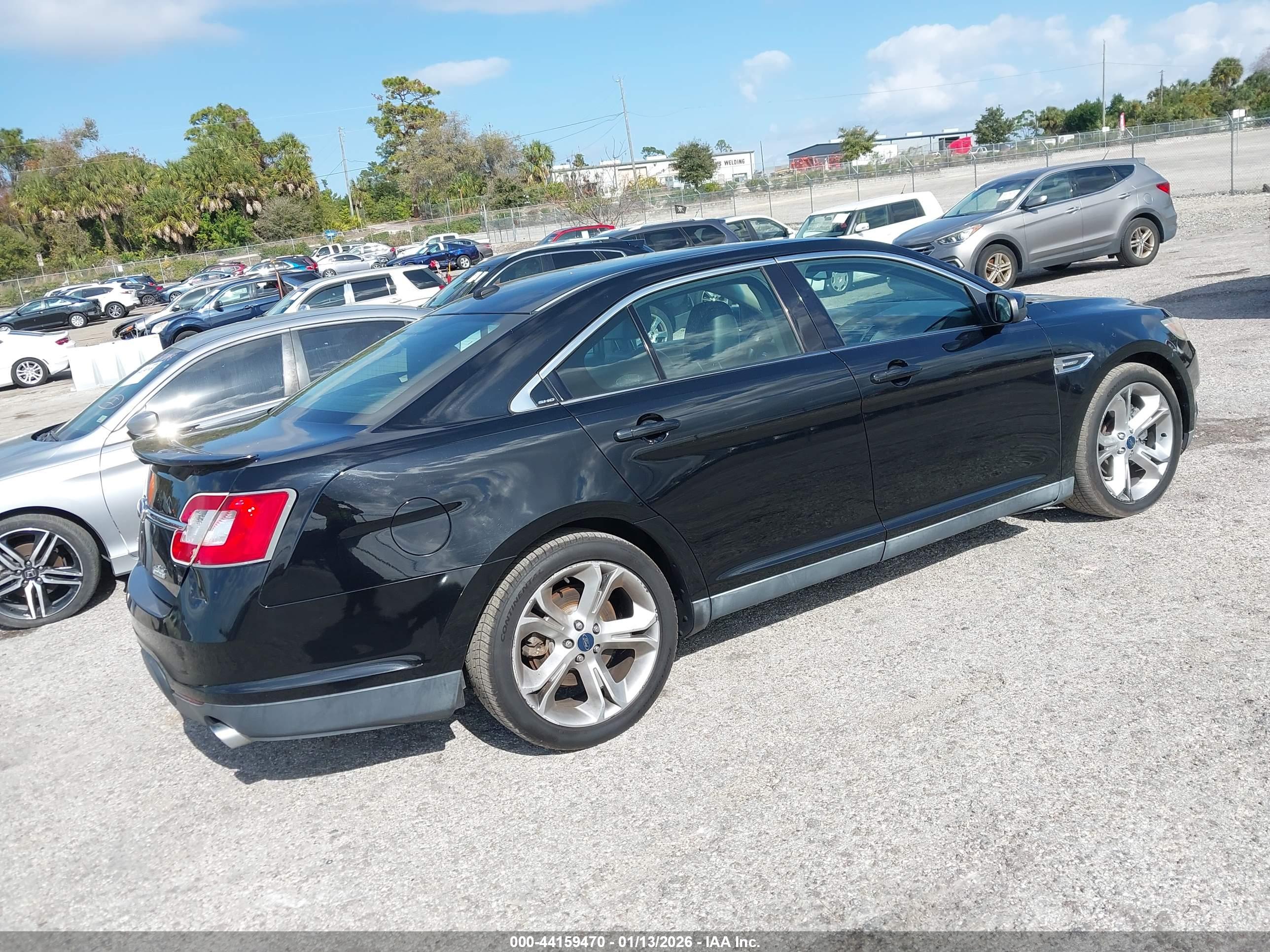 FORD TAURUS image 4