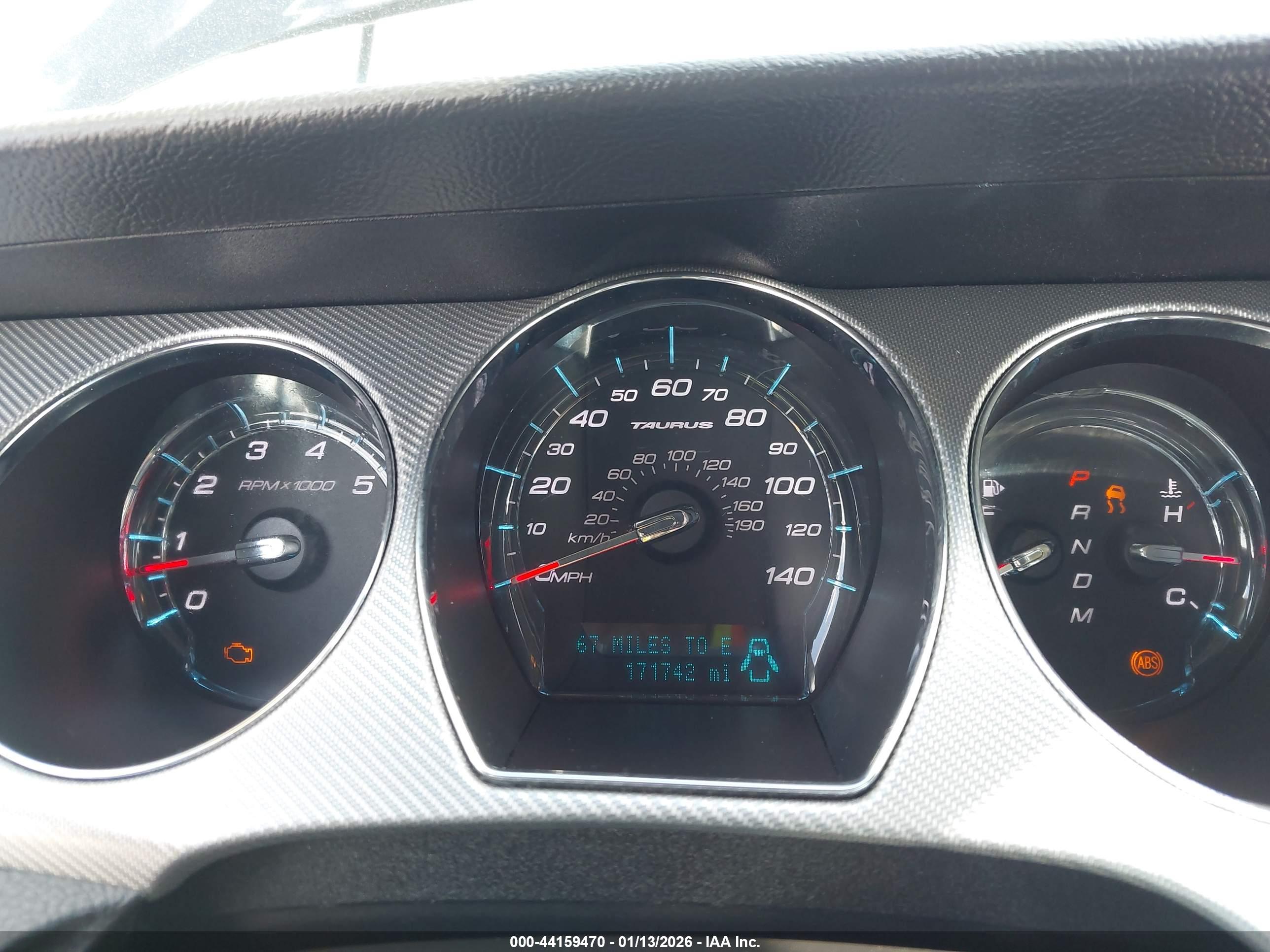FORD TAURUS image 7