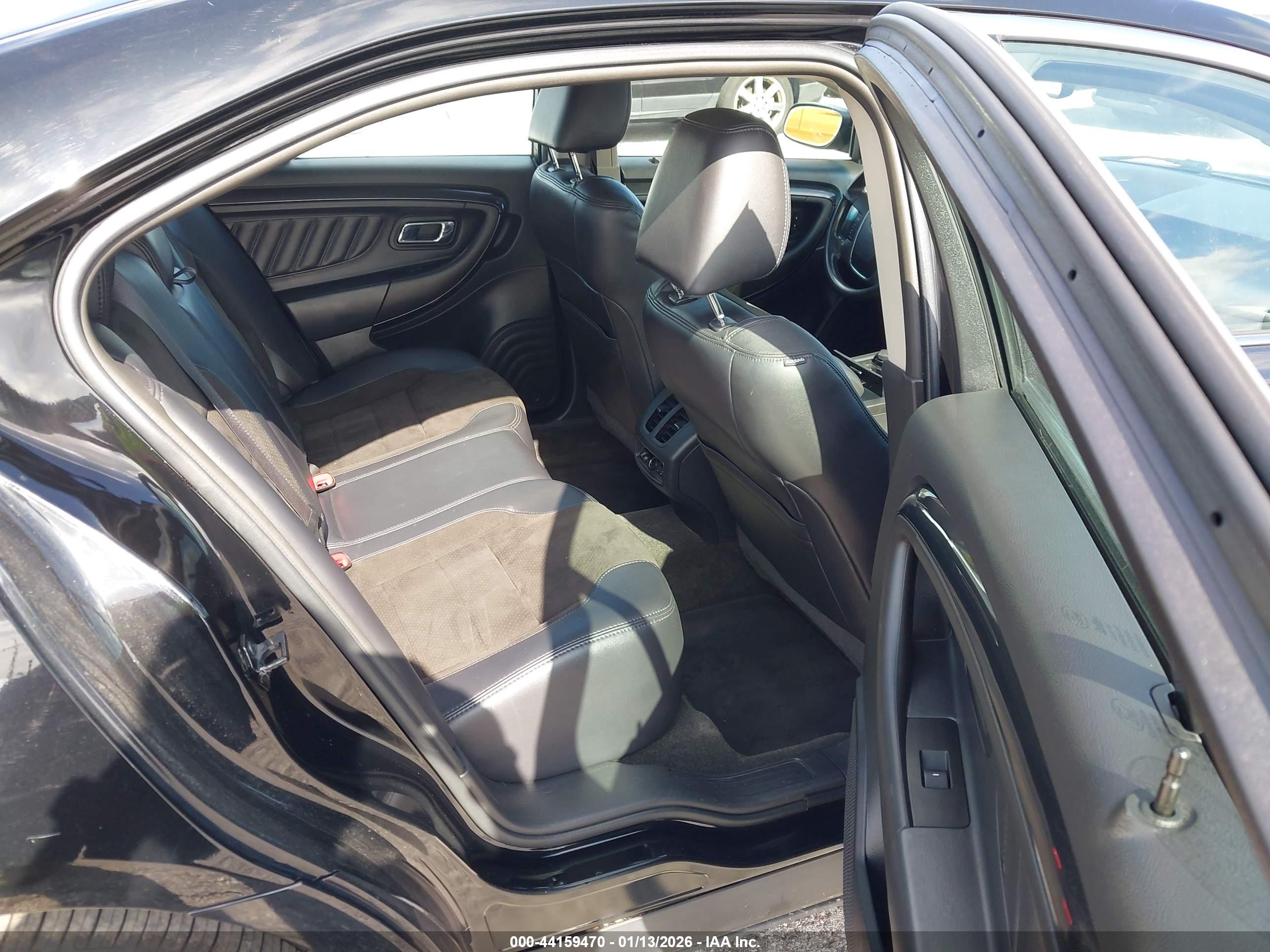 FORD TAURUS image 8